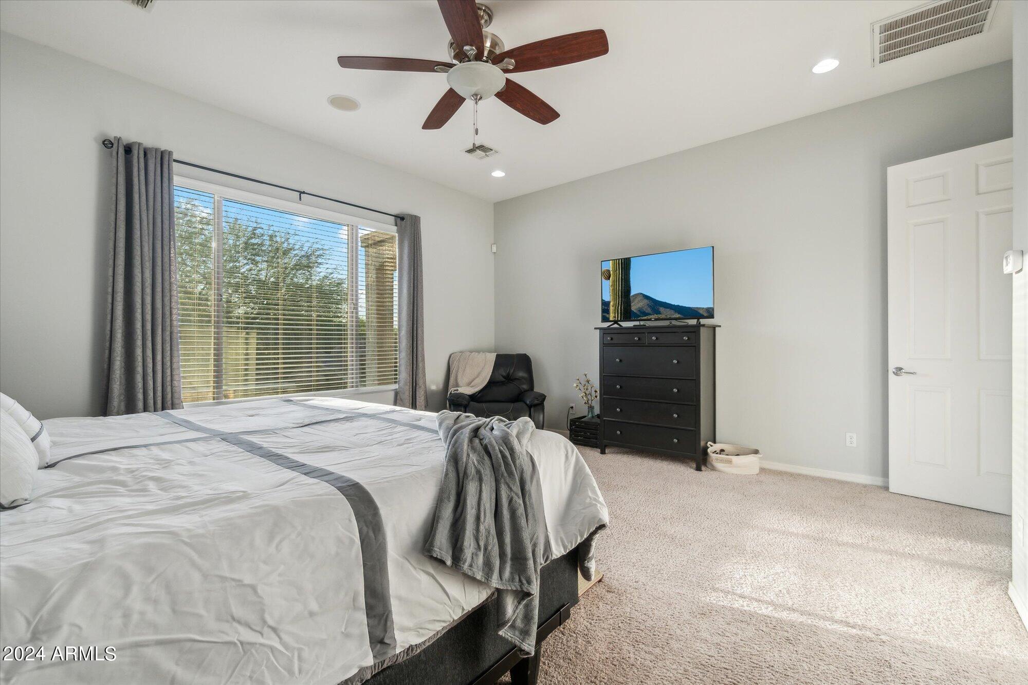 2910 N PRESIDENTIAL Drive