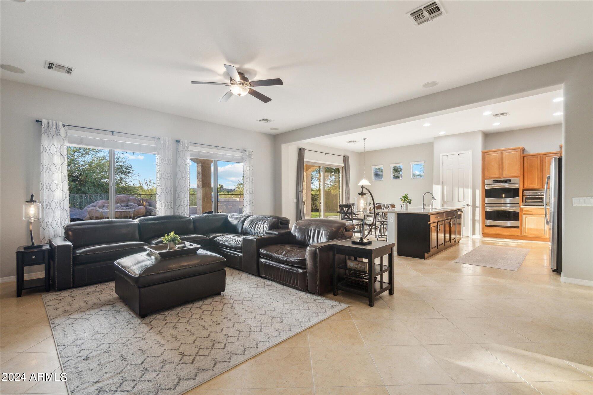 2910 N PRESIDENTIAL Drive