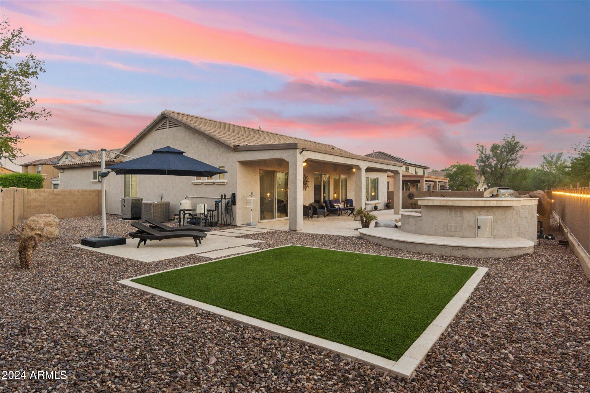 2910 N PRESIDENTIAL Drive