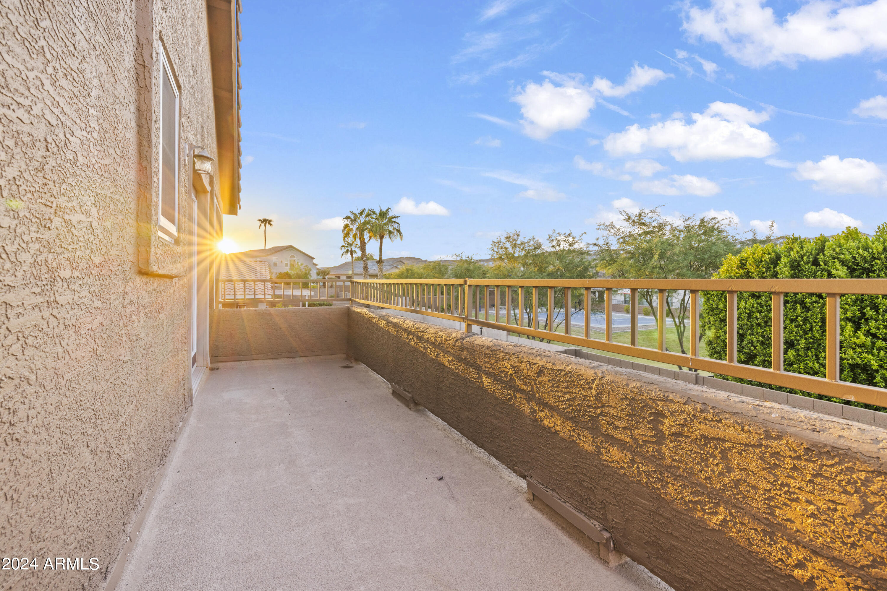 406 E GLENHAVEN Drive