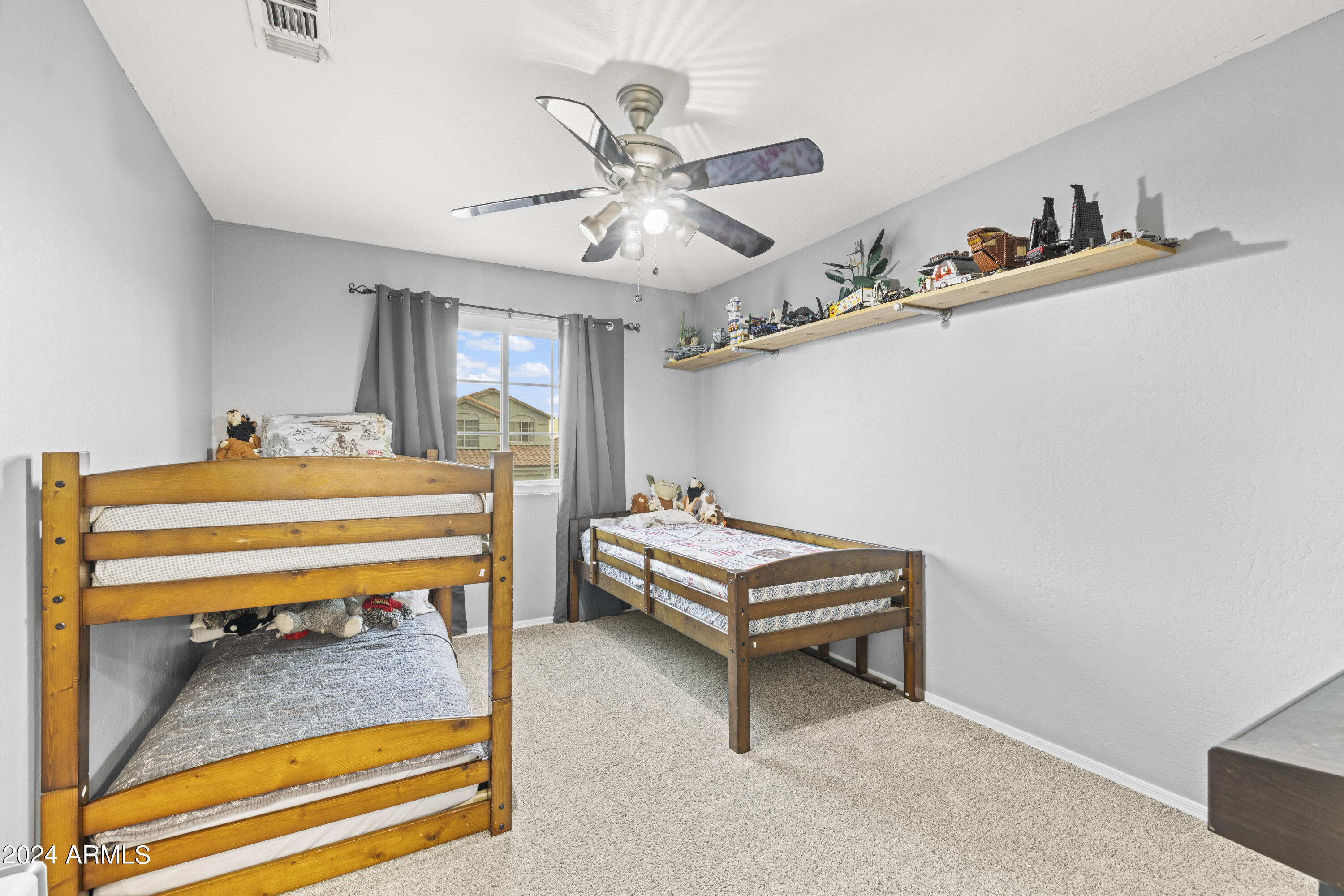 406 E GLENHAVEN Drive