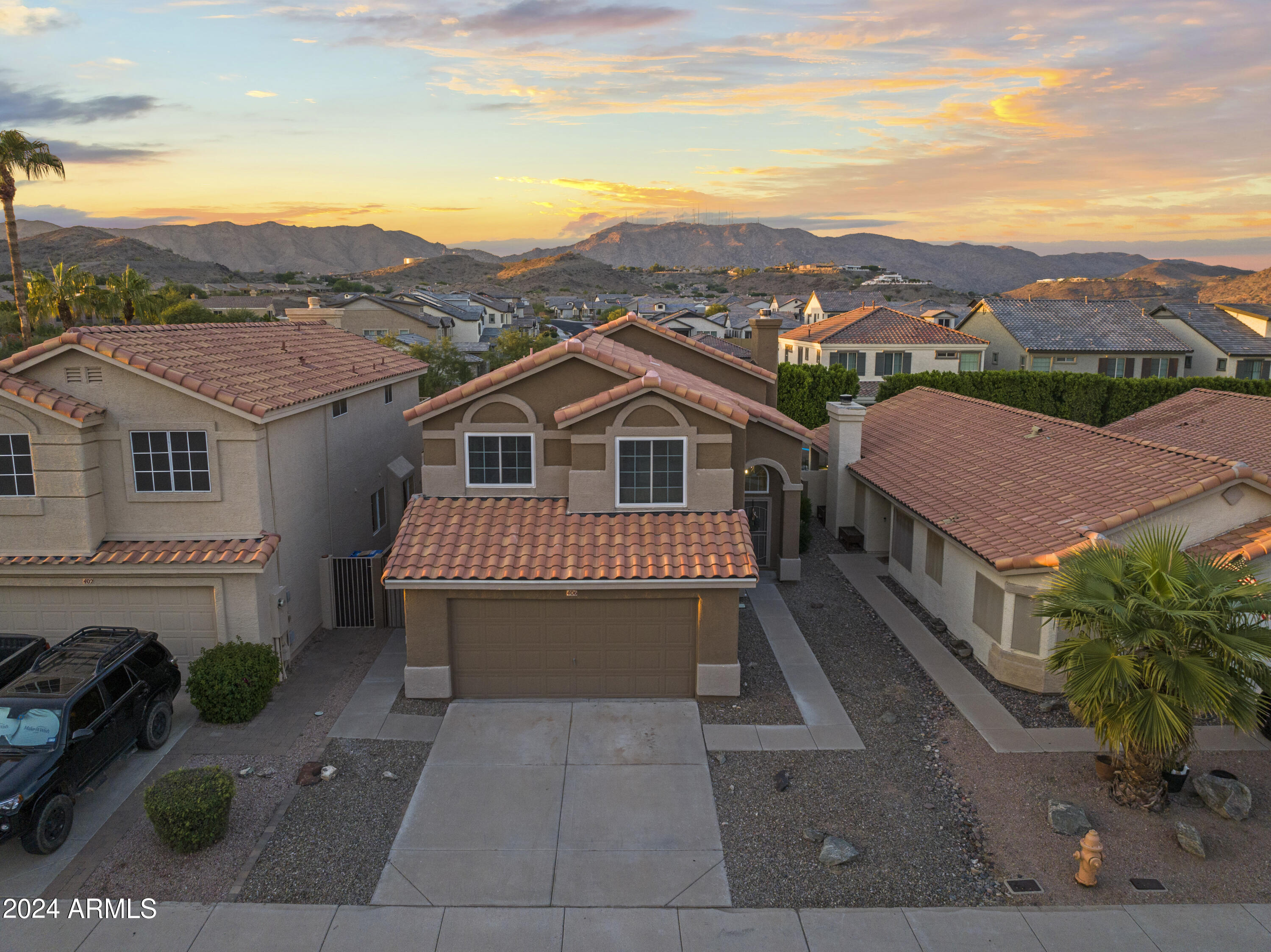 406 E GLENHAVEN Drive