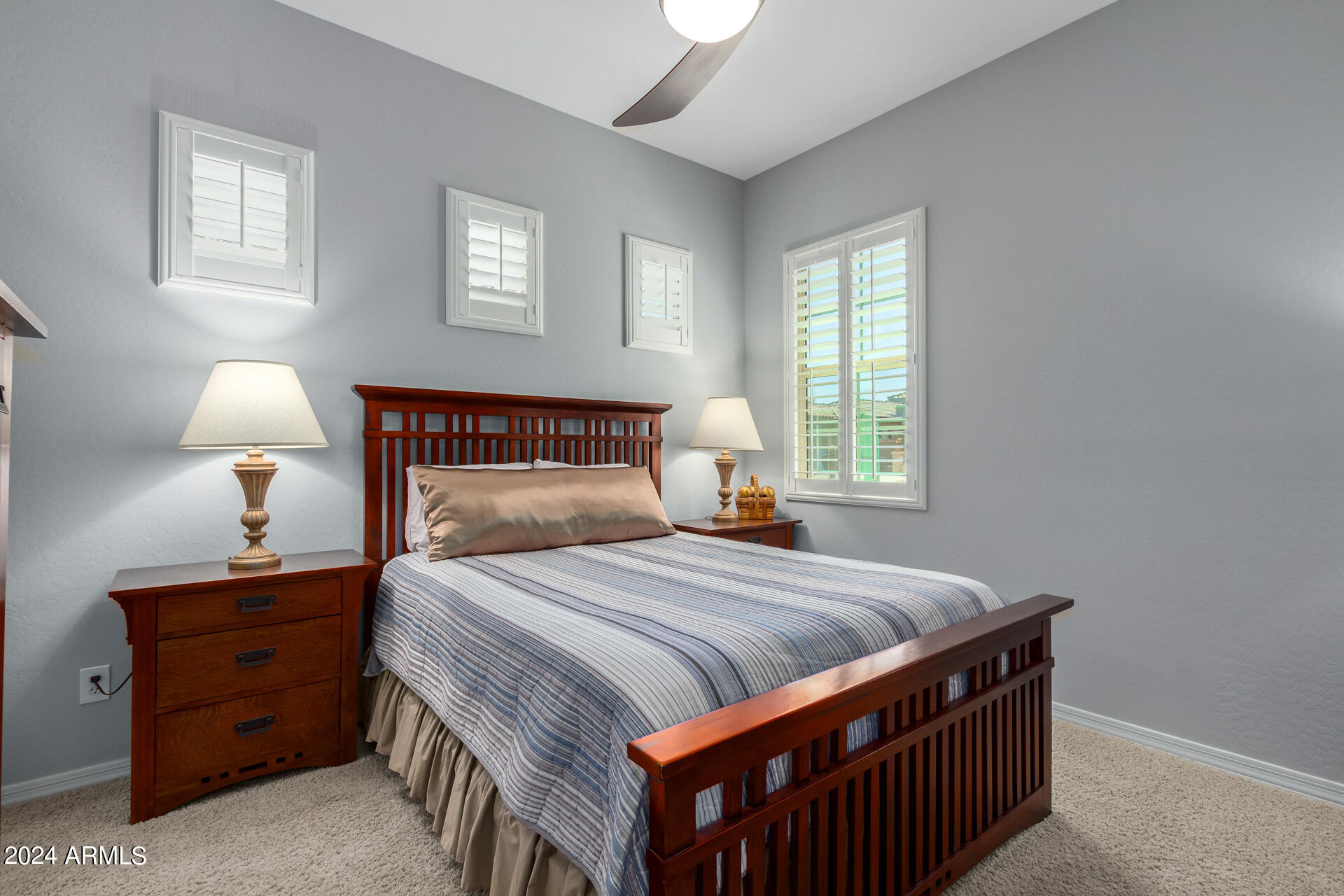 7136 W NOBLE PRAIRIE Way