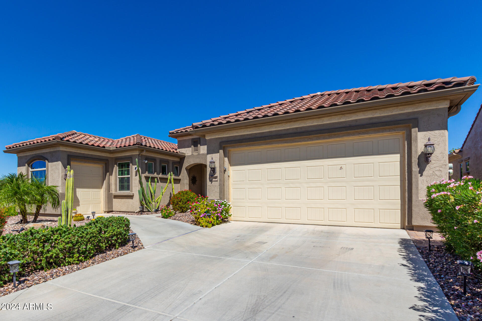 7136 W NOBLE PRAIRIE Way