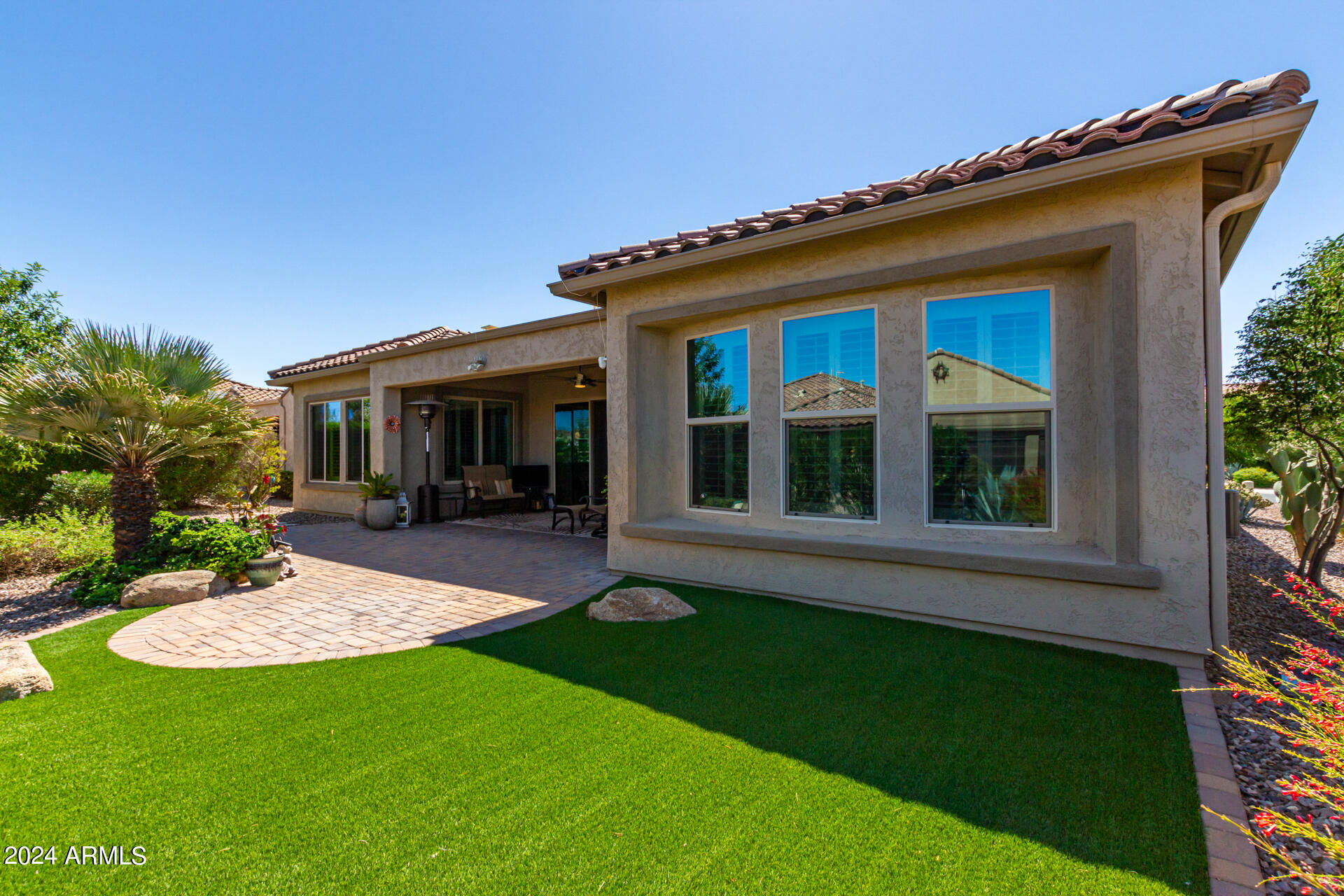 7136 W NOBLE PRAIRIE Way