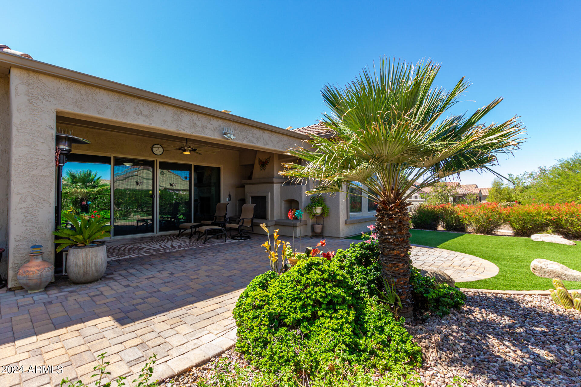 7136 W NOBLE PRAIRIE Way