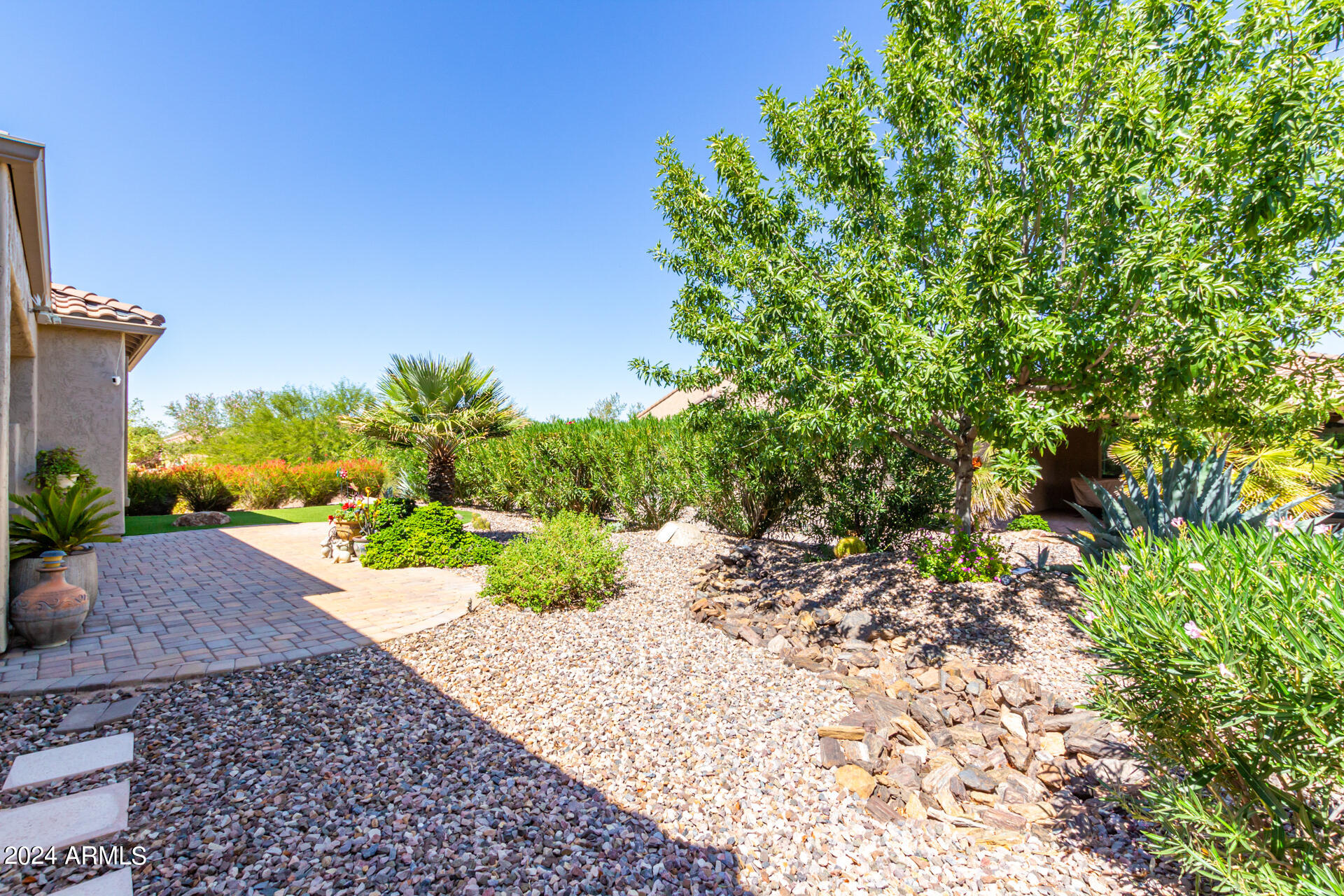 7136 W NOBLE PRAIRIE Way