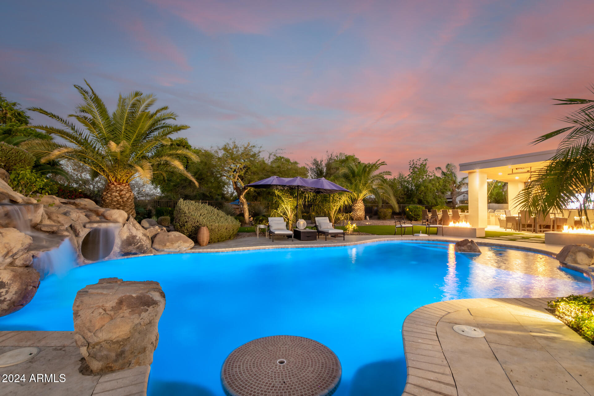 3304 E Birchwood Place