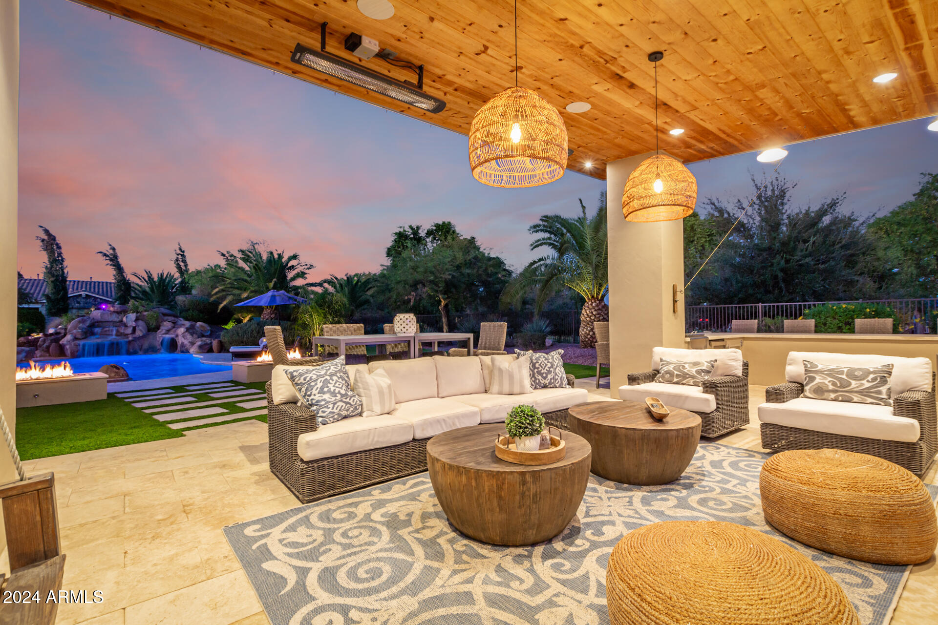 3304 E Birchwood Place