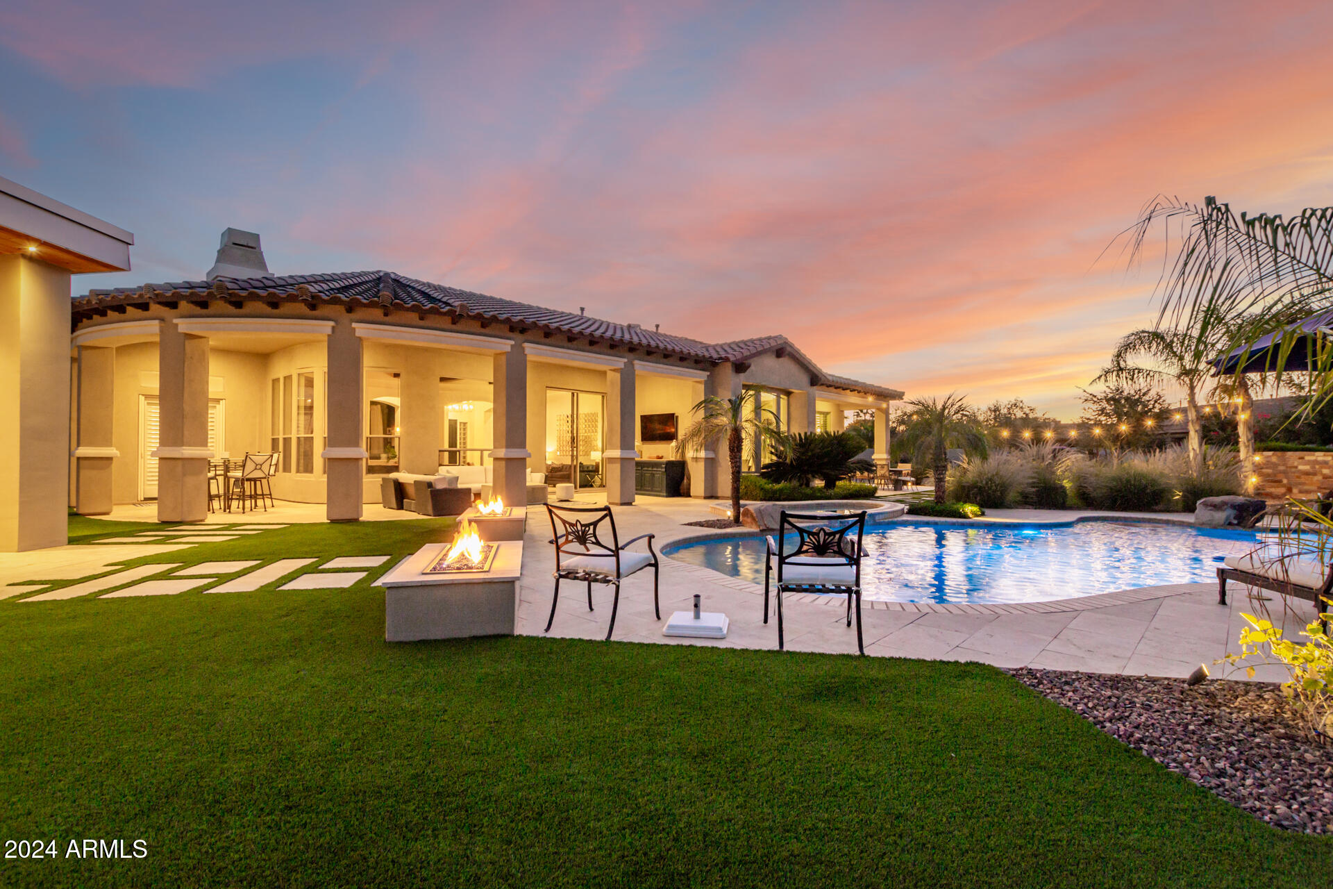 3304 E Birchwood Place