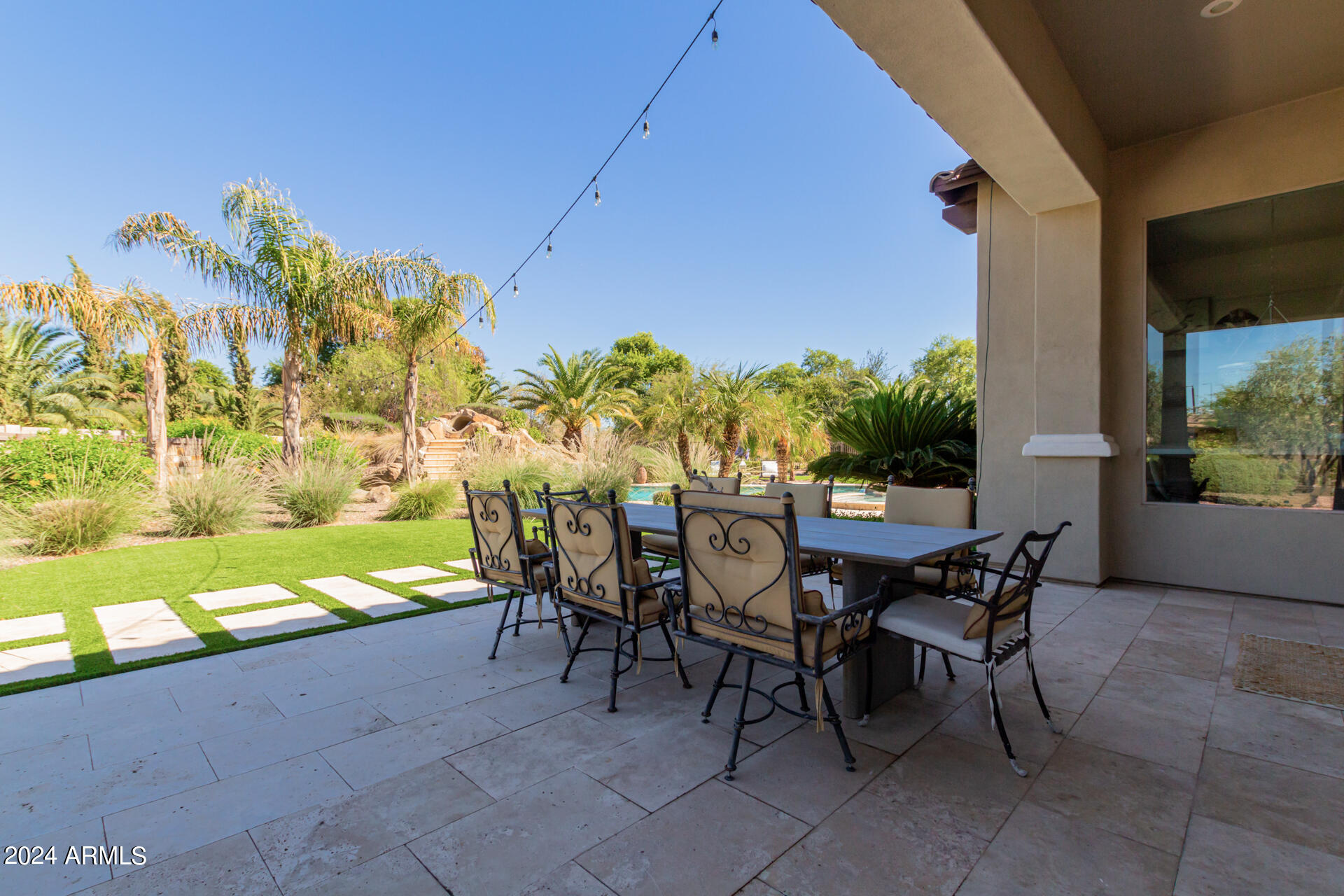 3304 E Birchwood Place