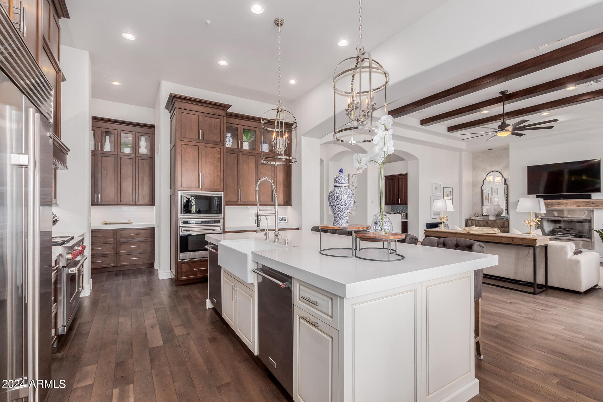 3304 E Birchwood Place