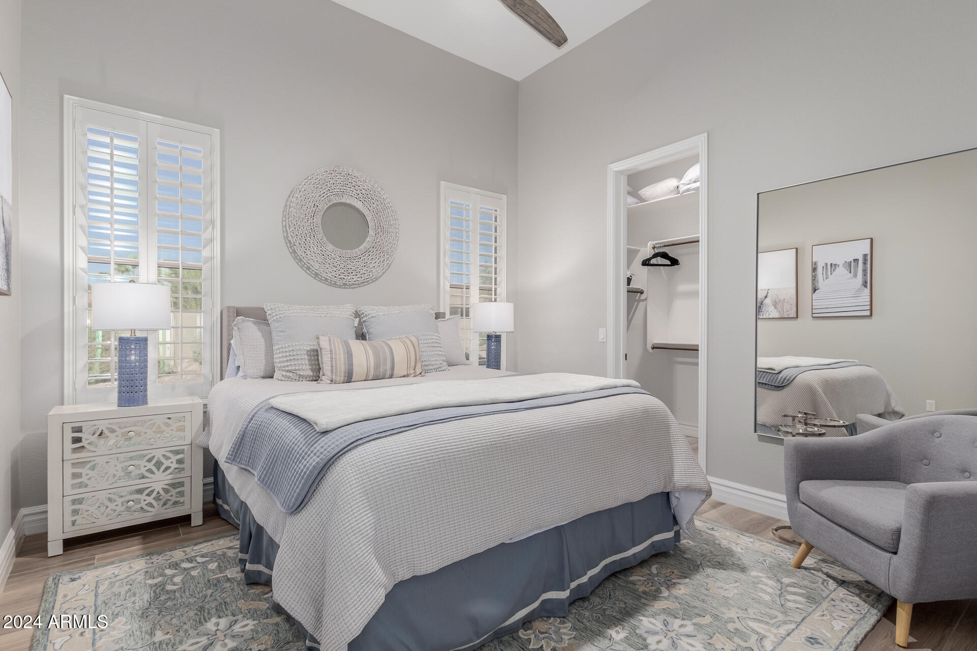 3304 E Birchwood Place