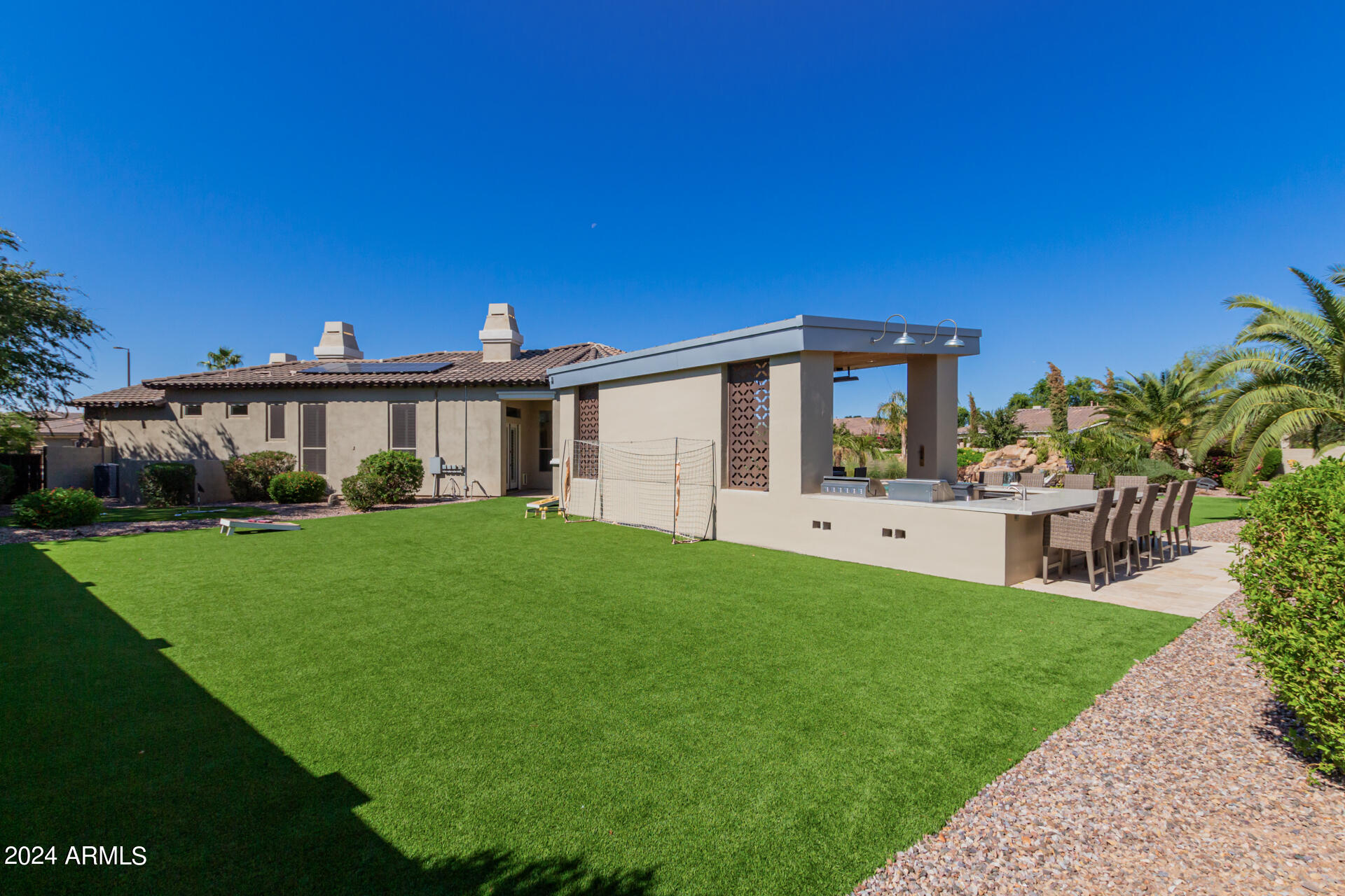 3304 E Birchwood Place