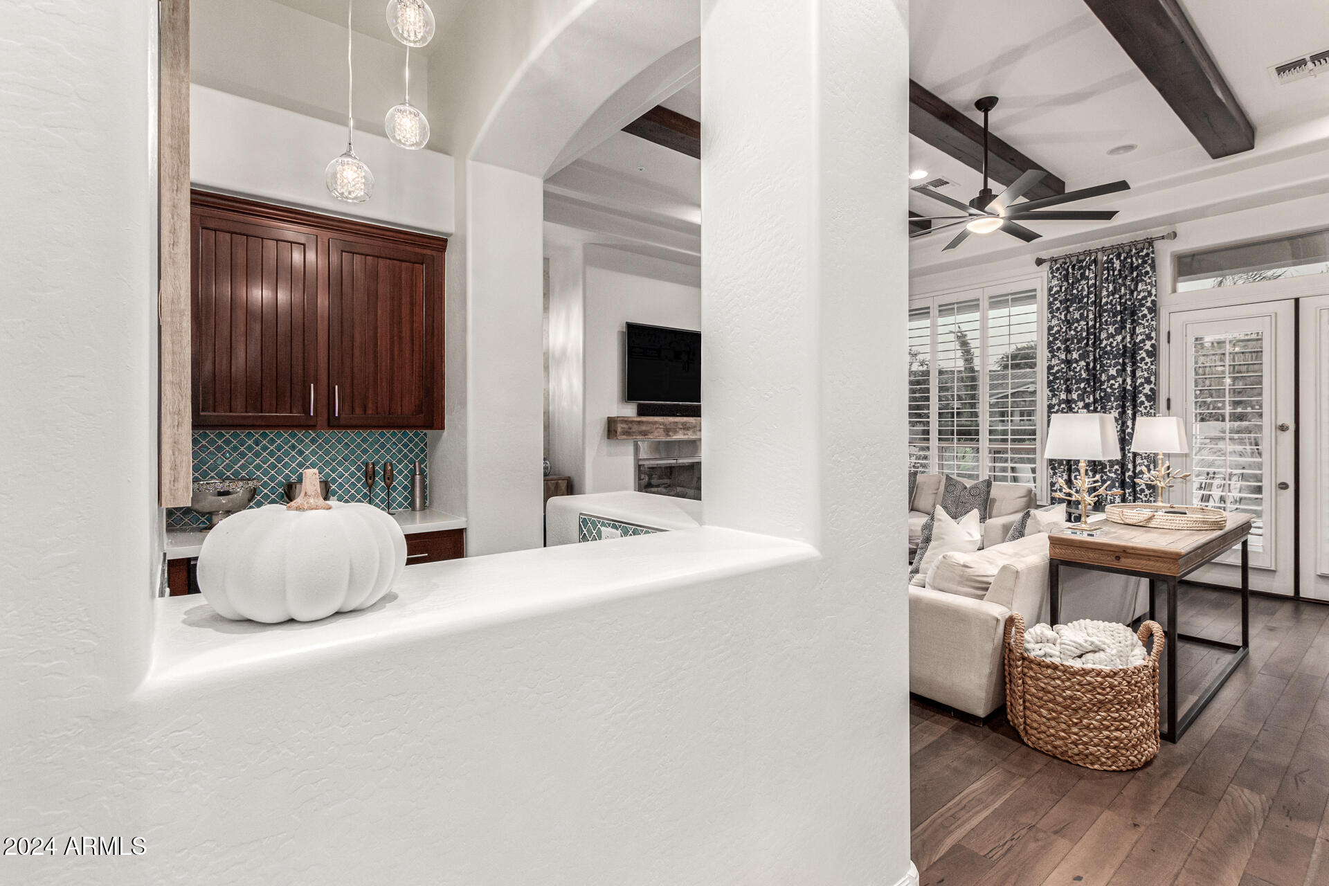 3304 E Birchwood Place