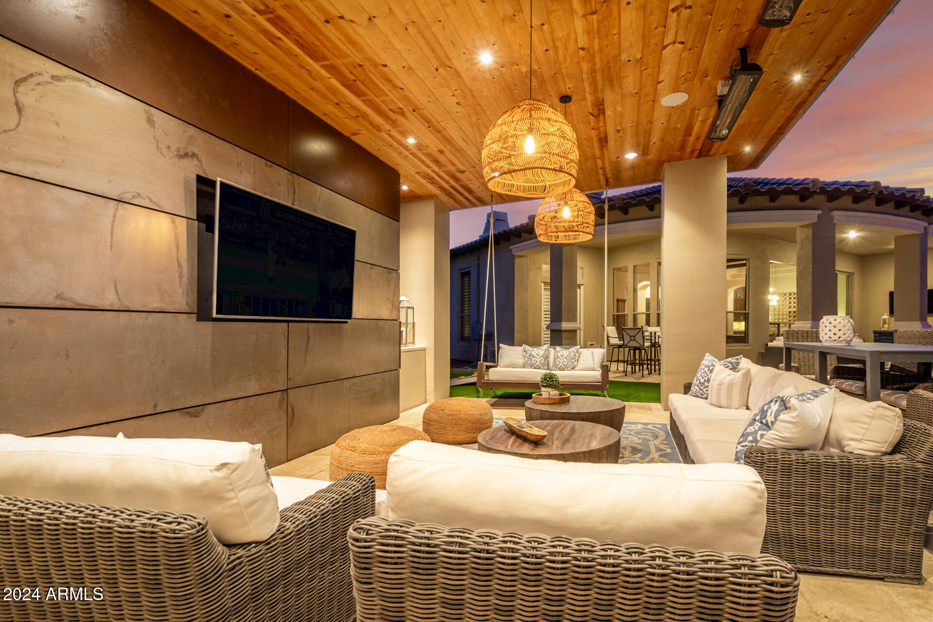 3304 E Birchwood Place