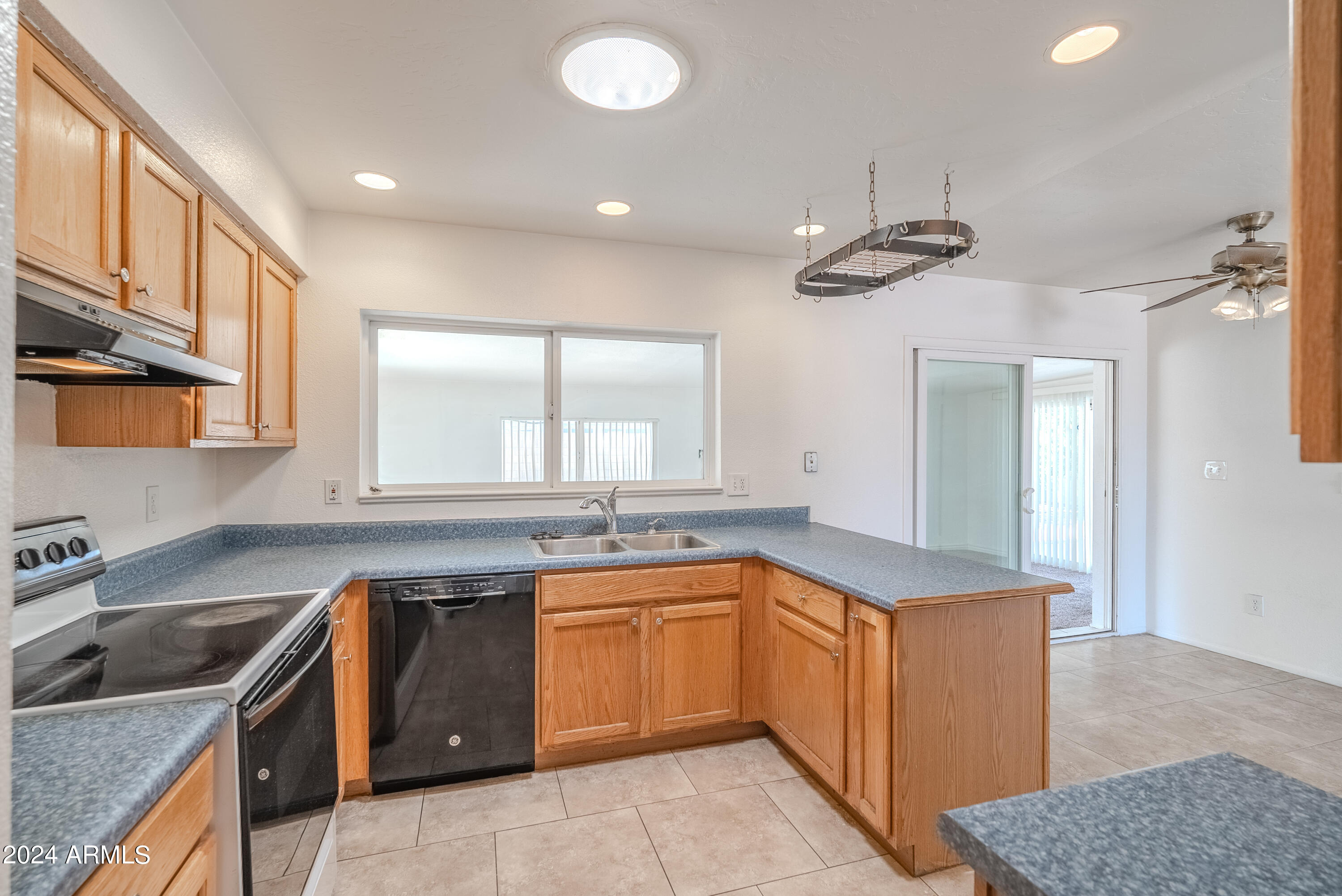 4008 S MITCHELL Drive