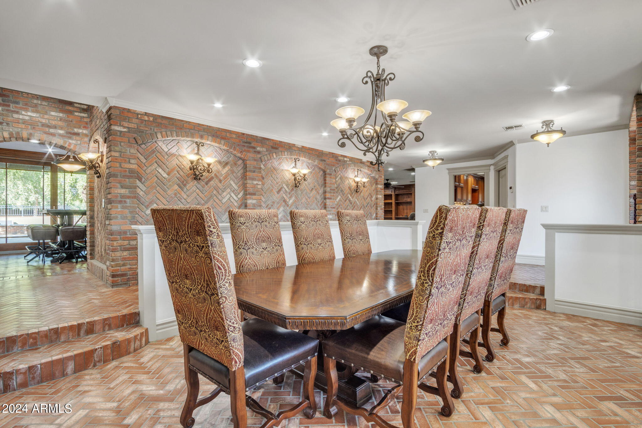 2508 W MESQUITE Street