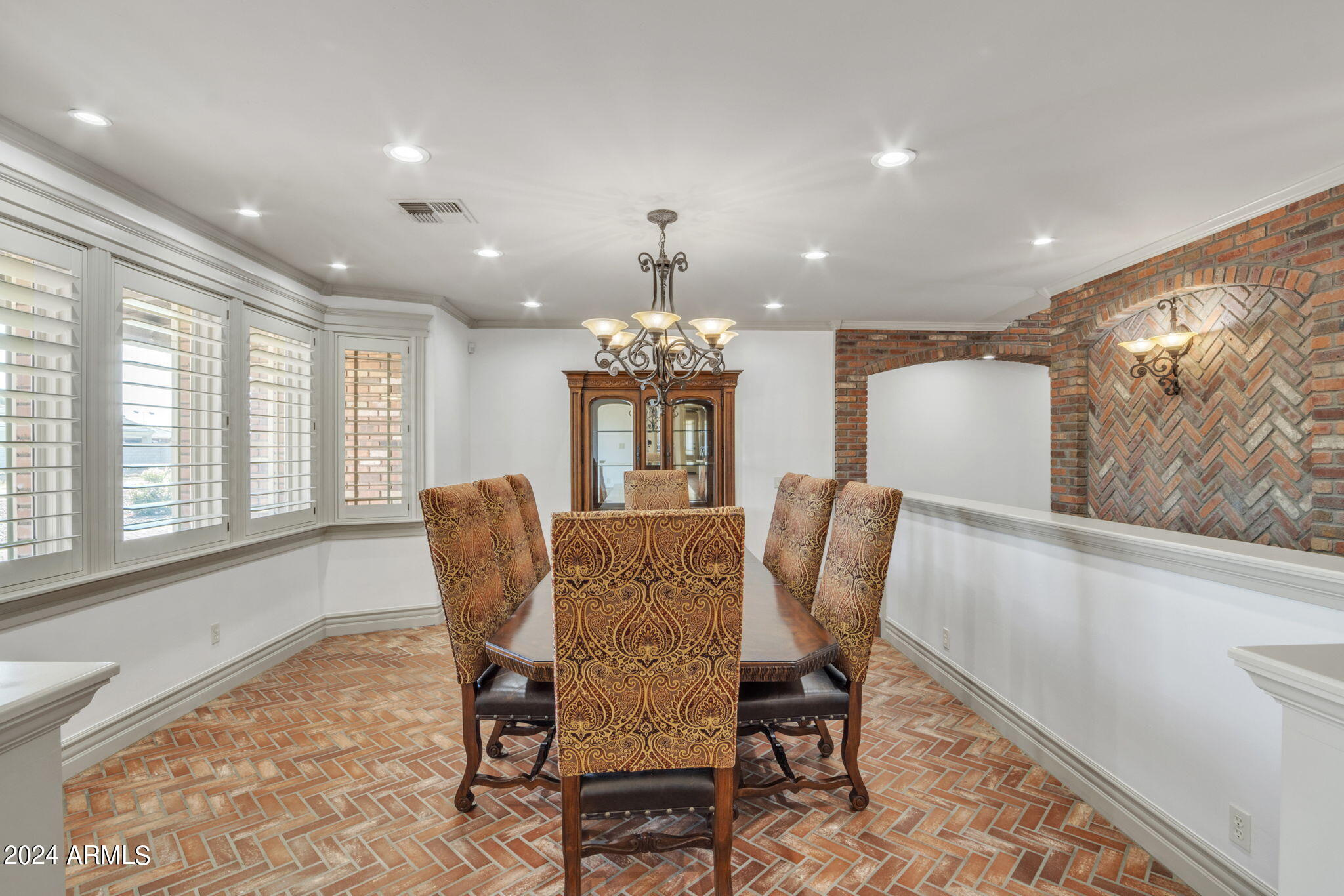 2508 W MESQUITE Street