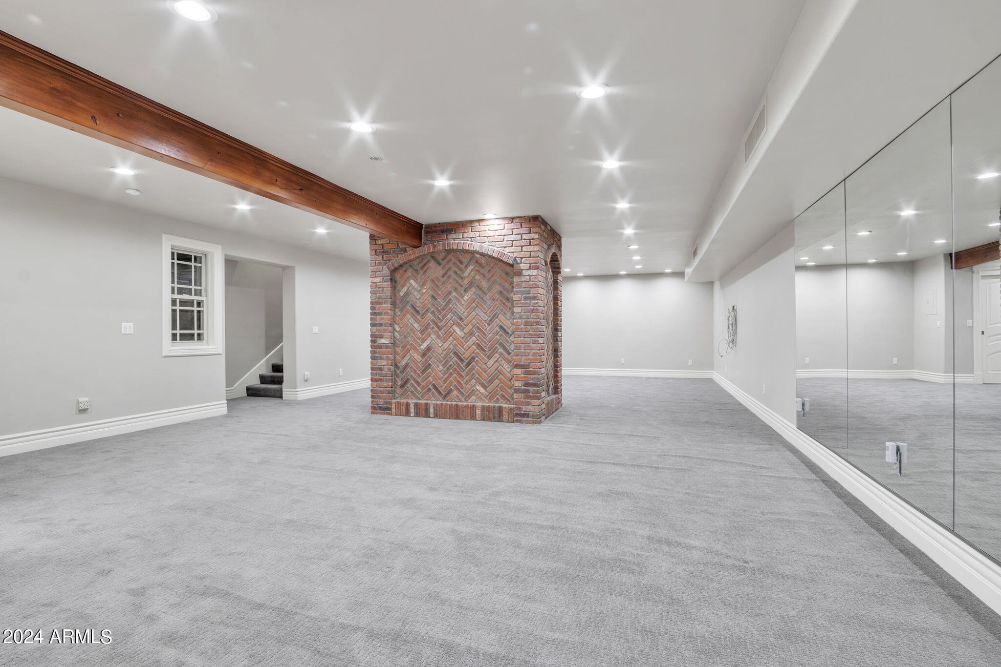 2508 W MESQUITE Street