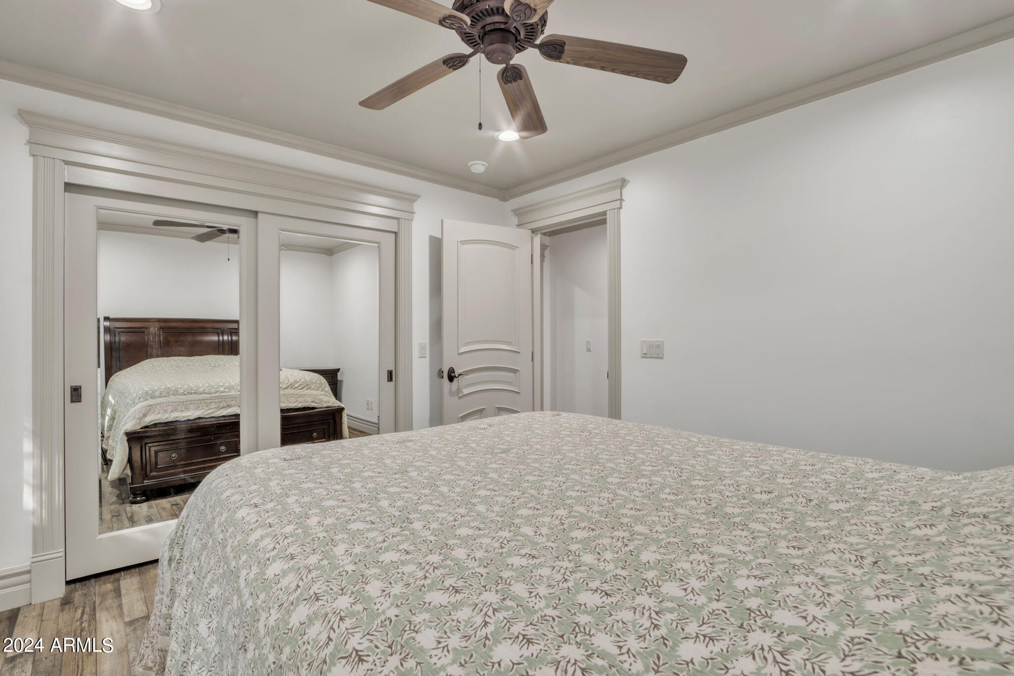 2508 W MESQUITE Street