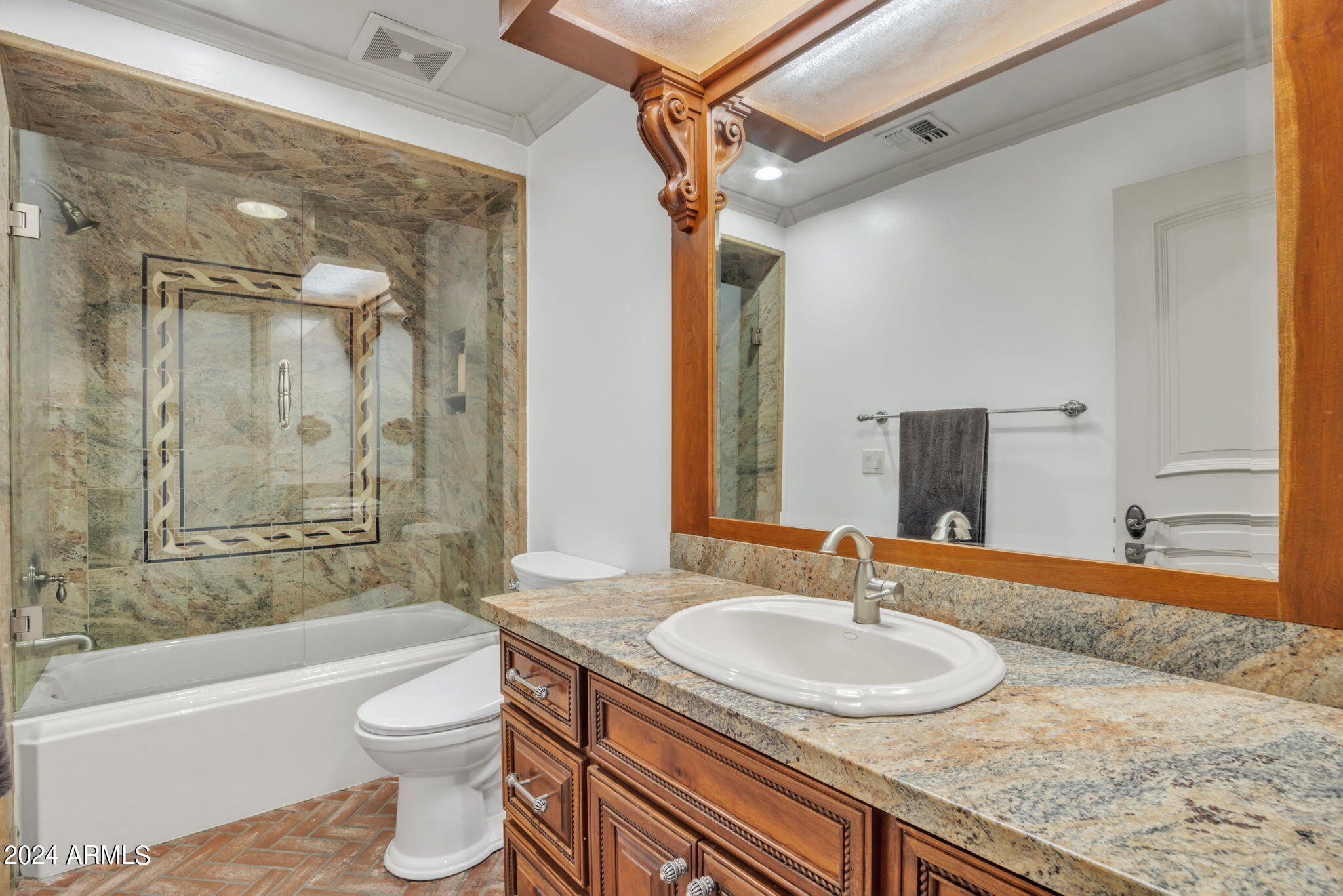 2508 W MESQUITE Street