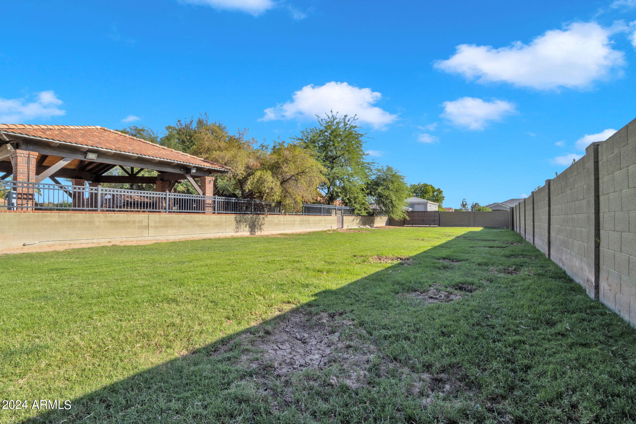 2508 W MESQUITE Street