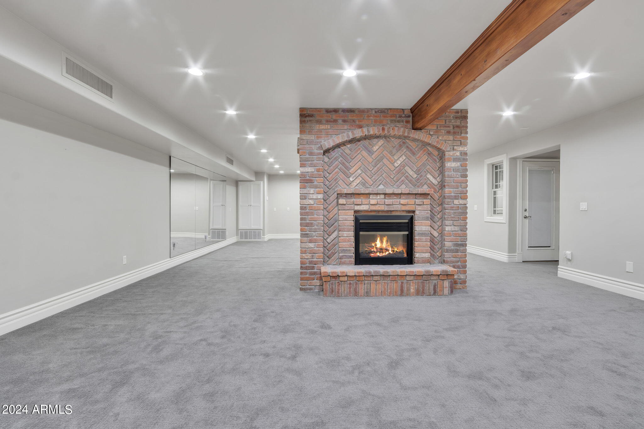 2508 W MESQUITE Street