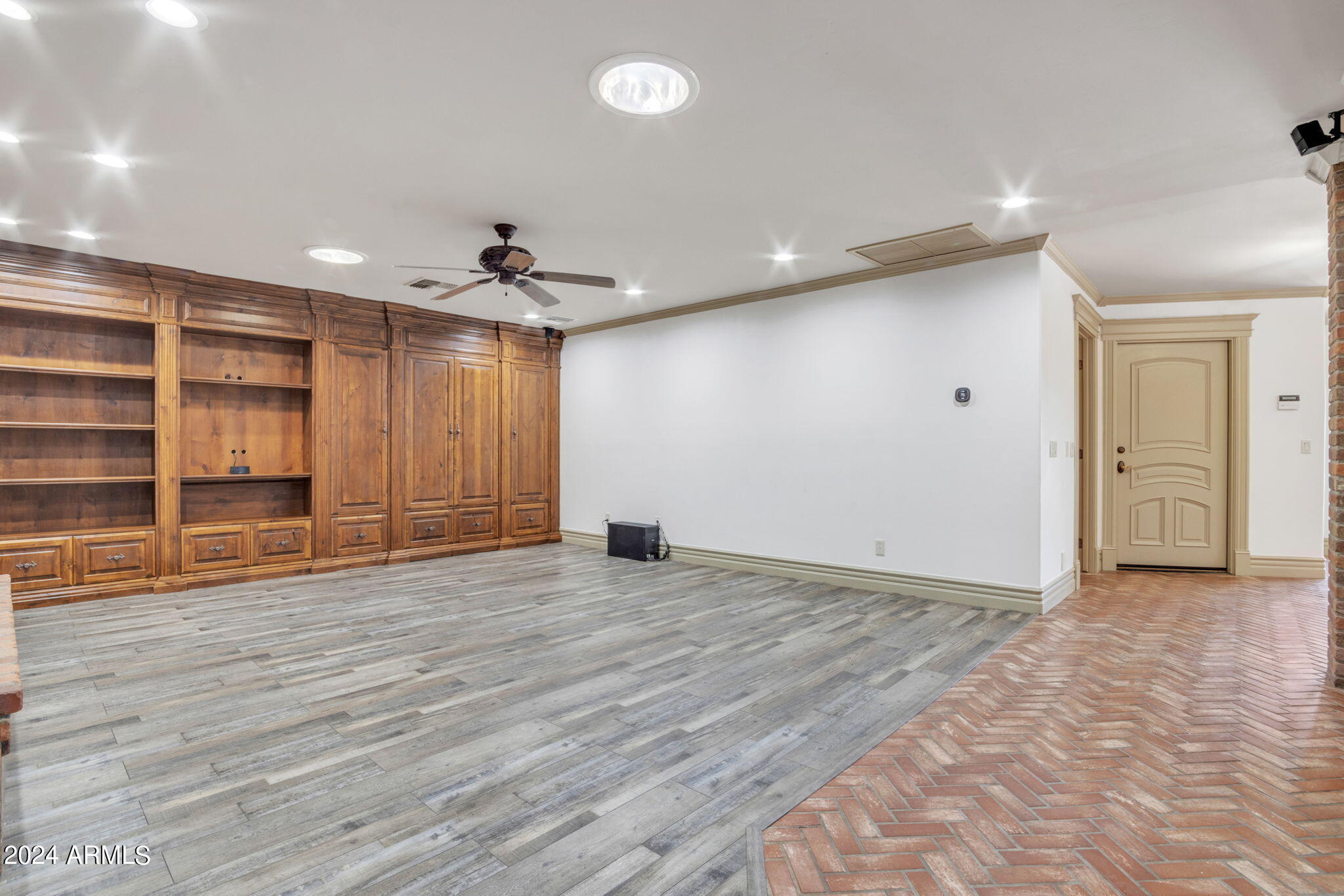 2508 W MESQUITE Street