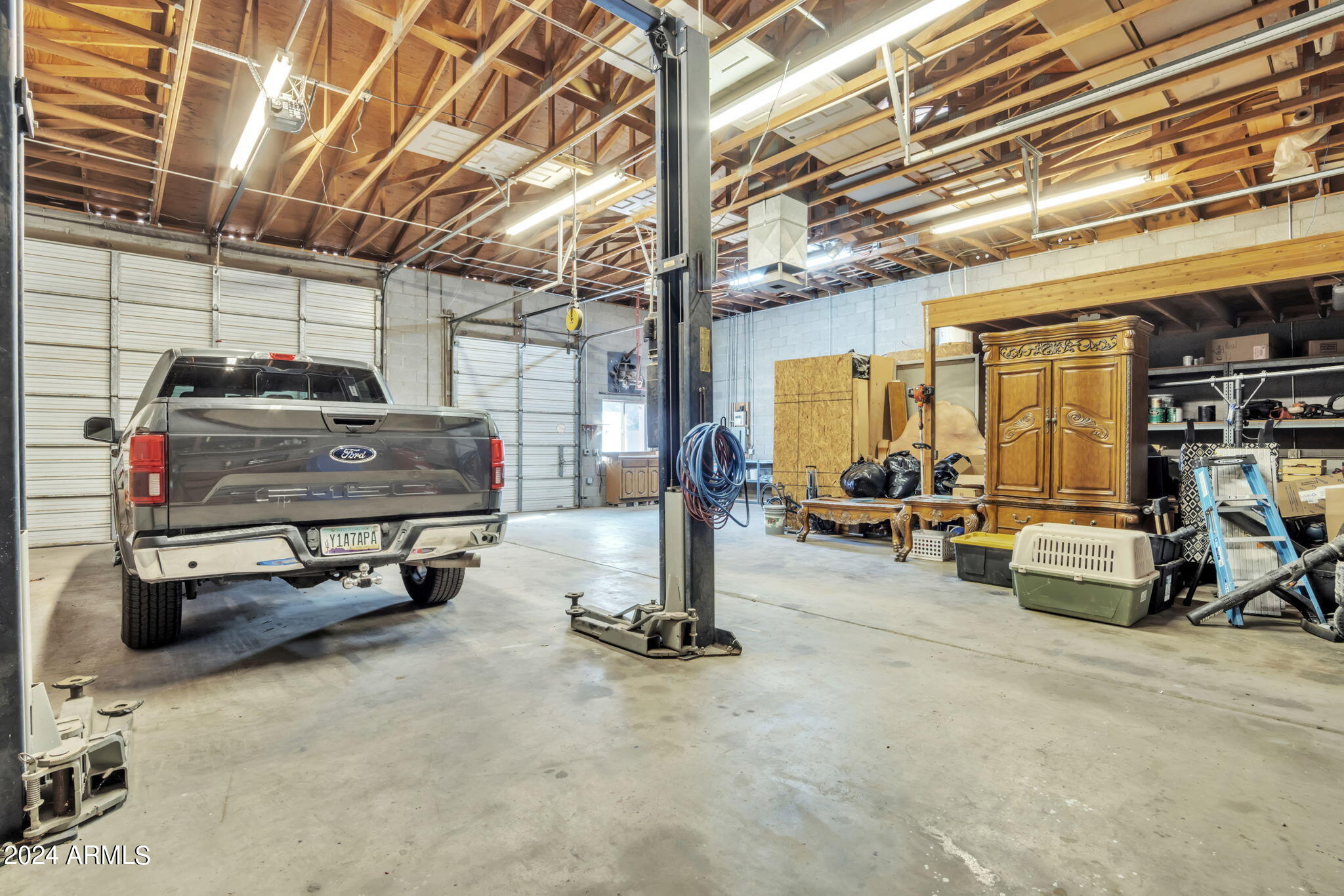 2508 W MESQUITE Street