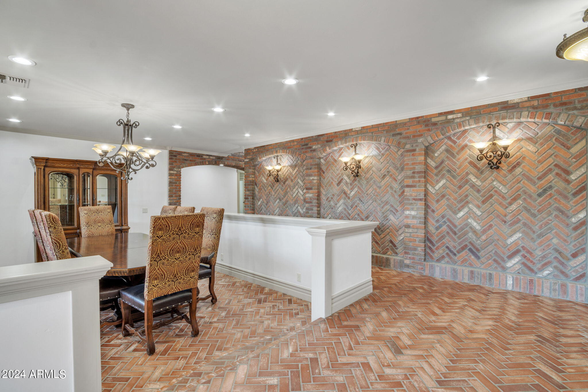 2508 W MESQUITE Street