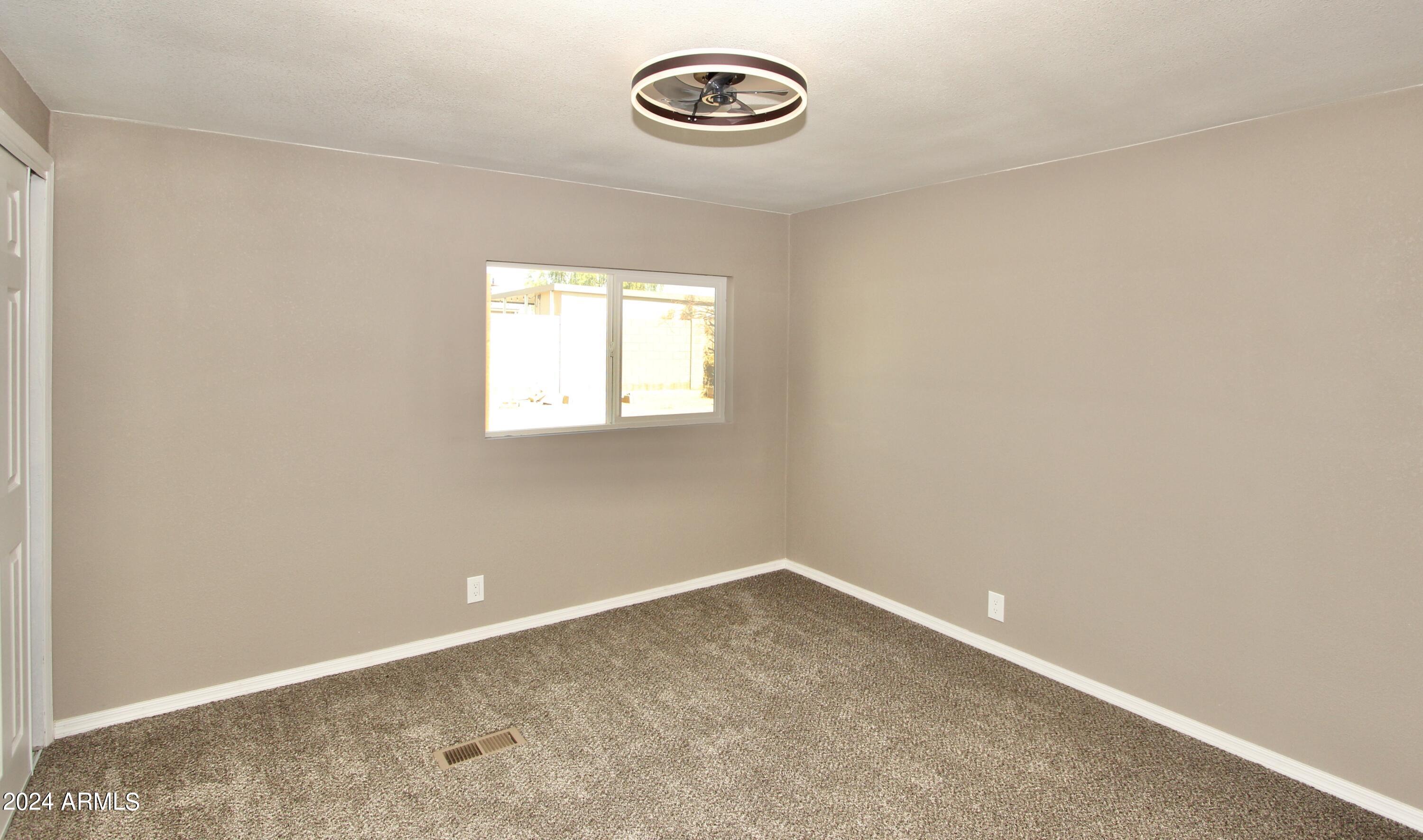 9624 E EDGEWOOD Avenue