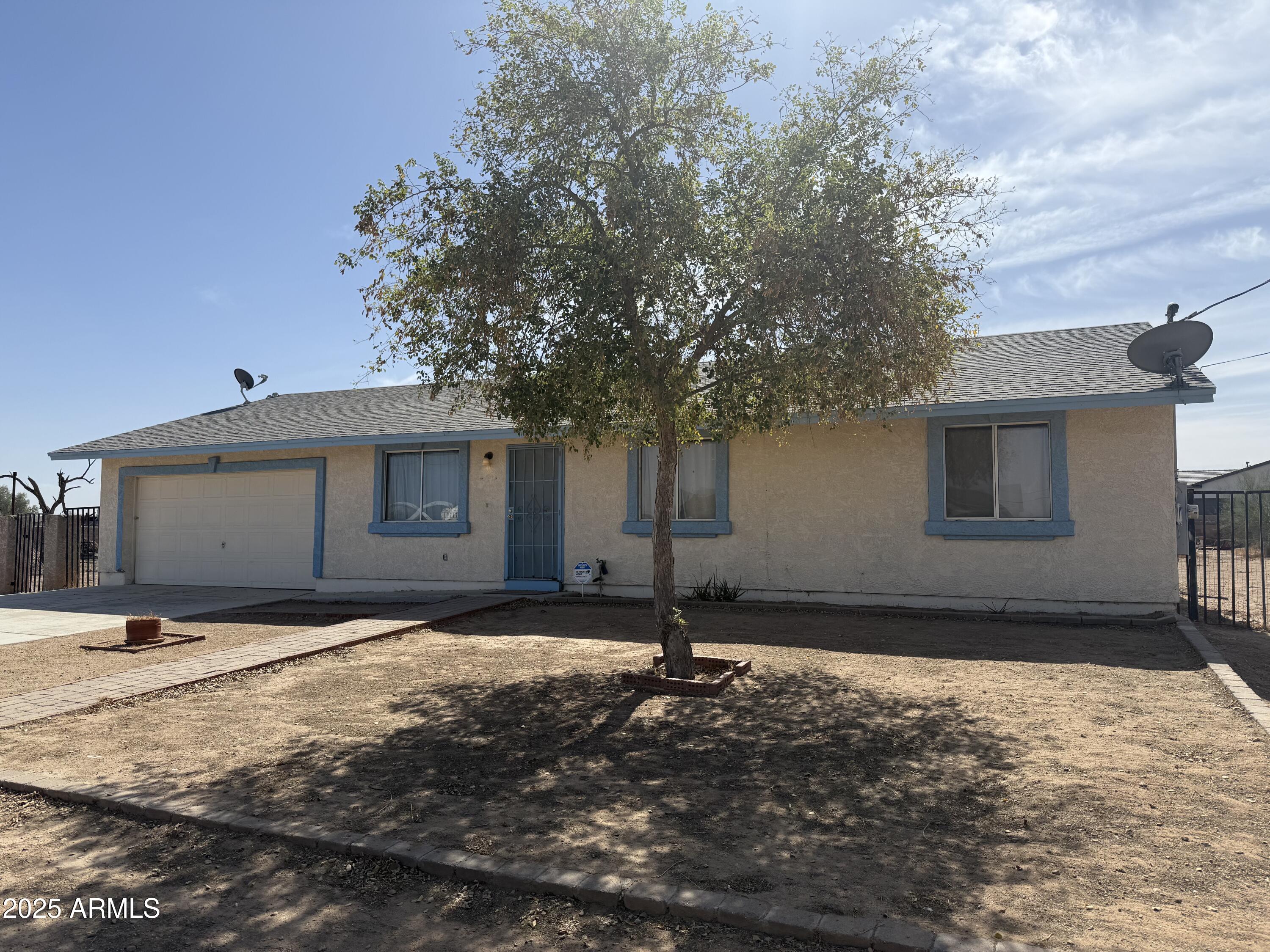 19717 E CHESTNUT Drive