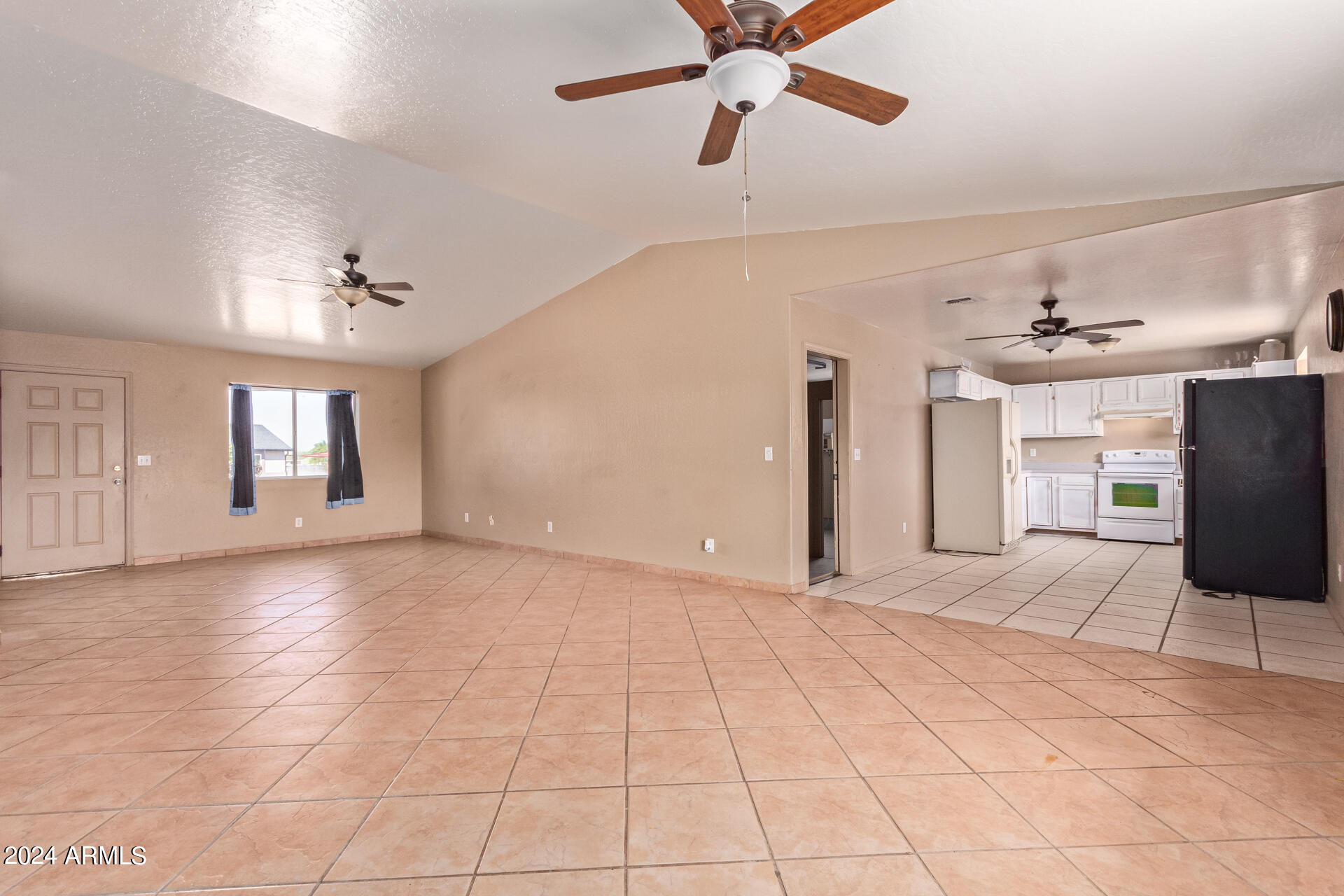 19717 E CHESTNUT Drive