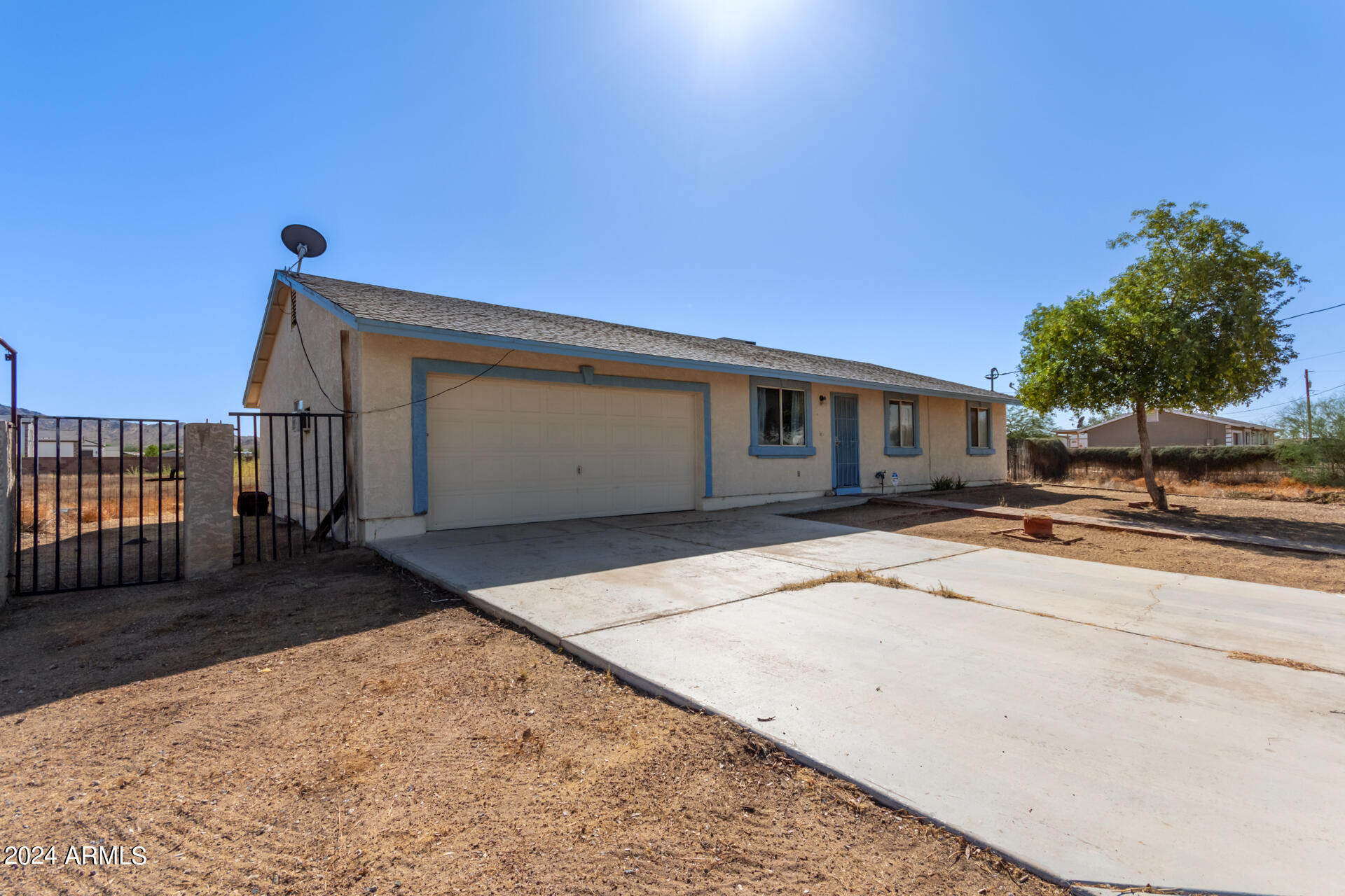 19717 E CHESTNUT Drive