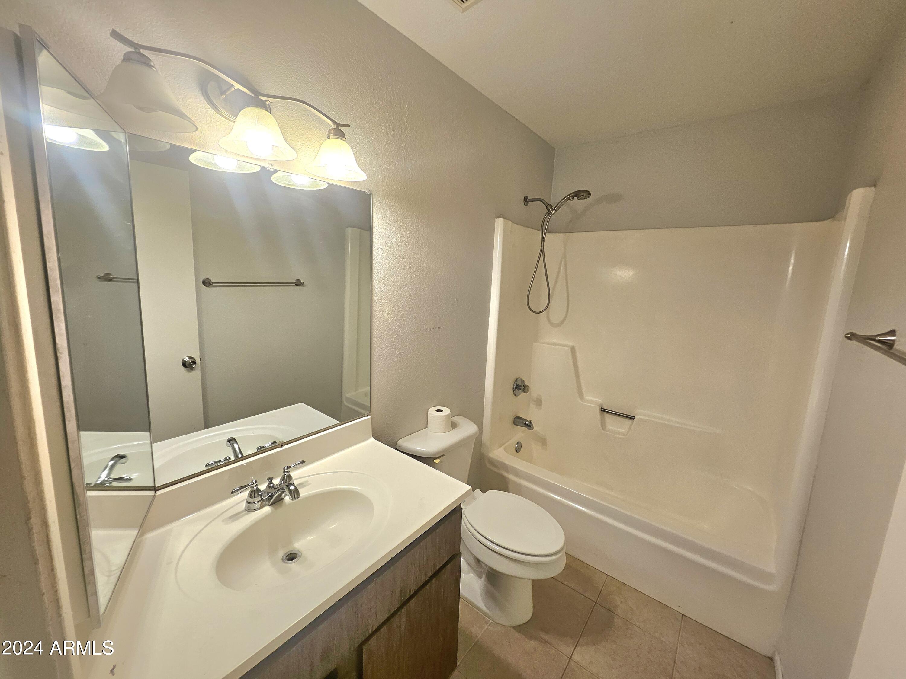 3201 W ROYAL PALM Road