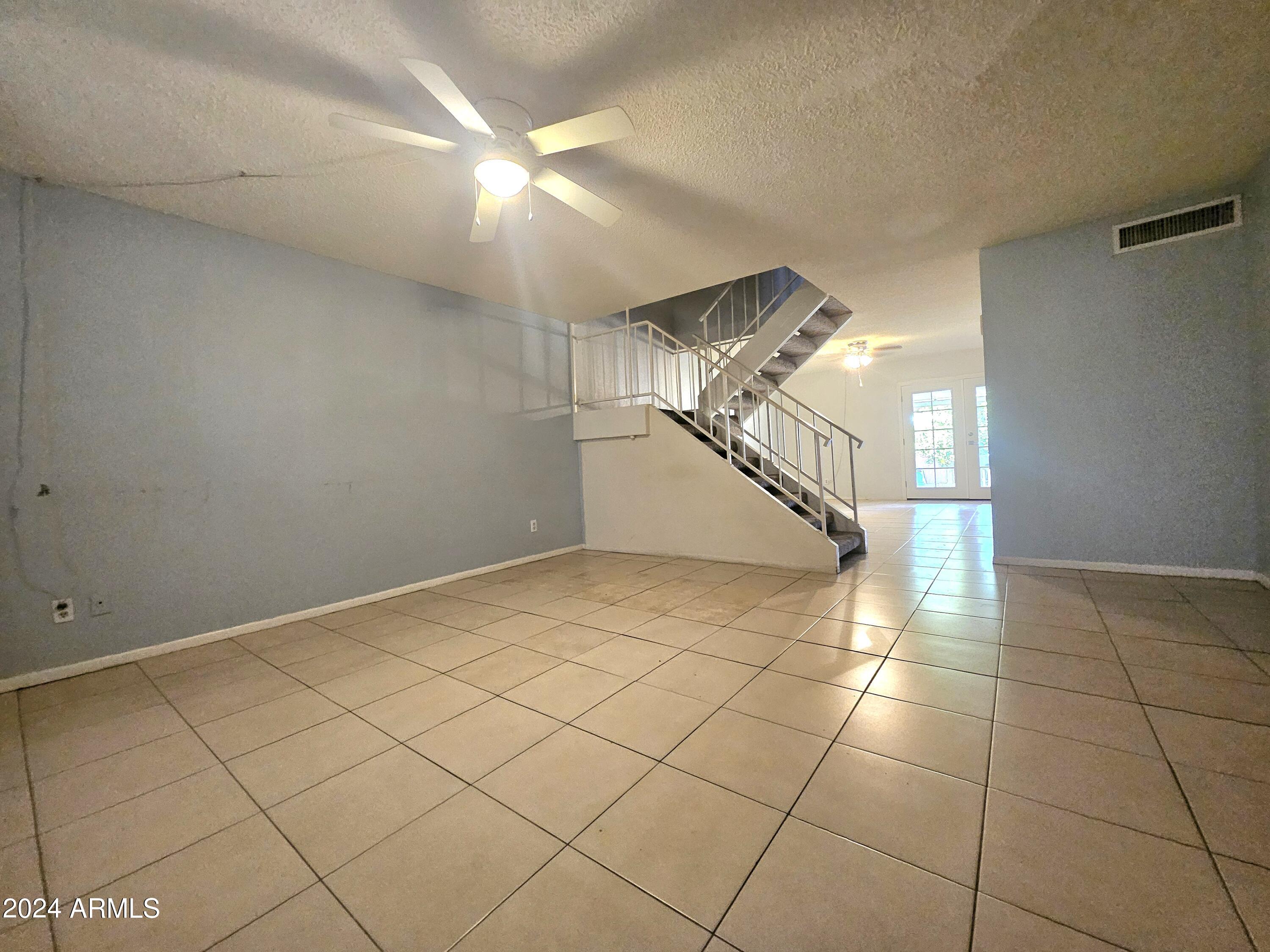 3201 W ROYAL PALM Road