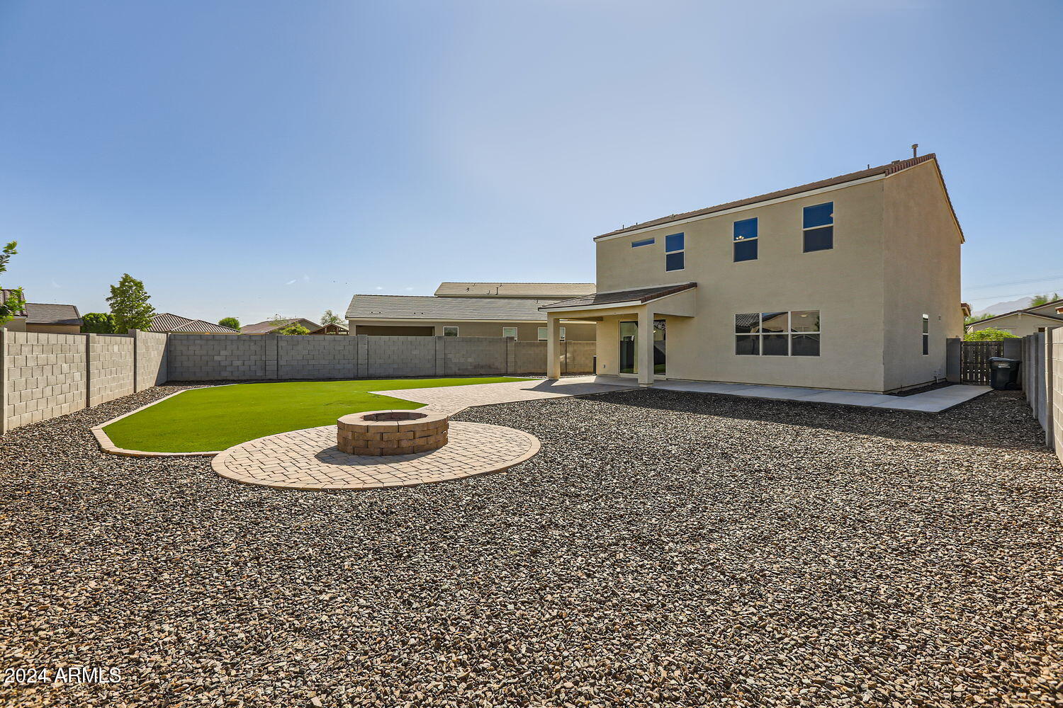 9732 W SOUTHGATE Avenue