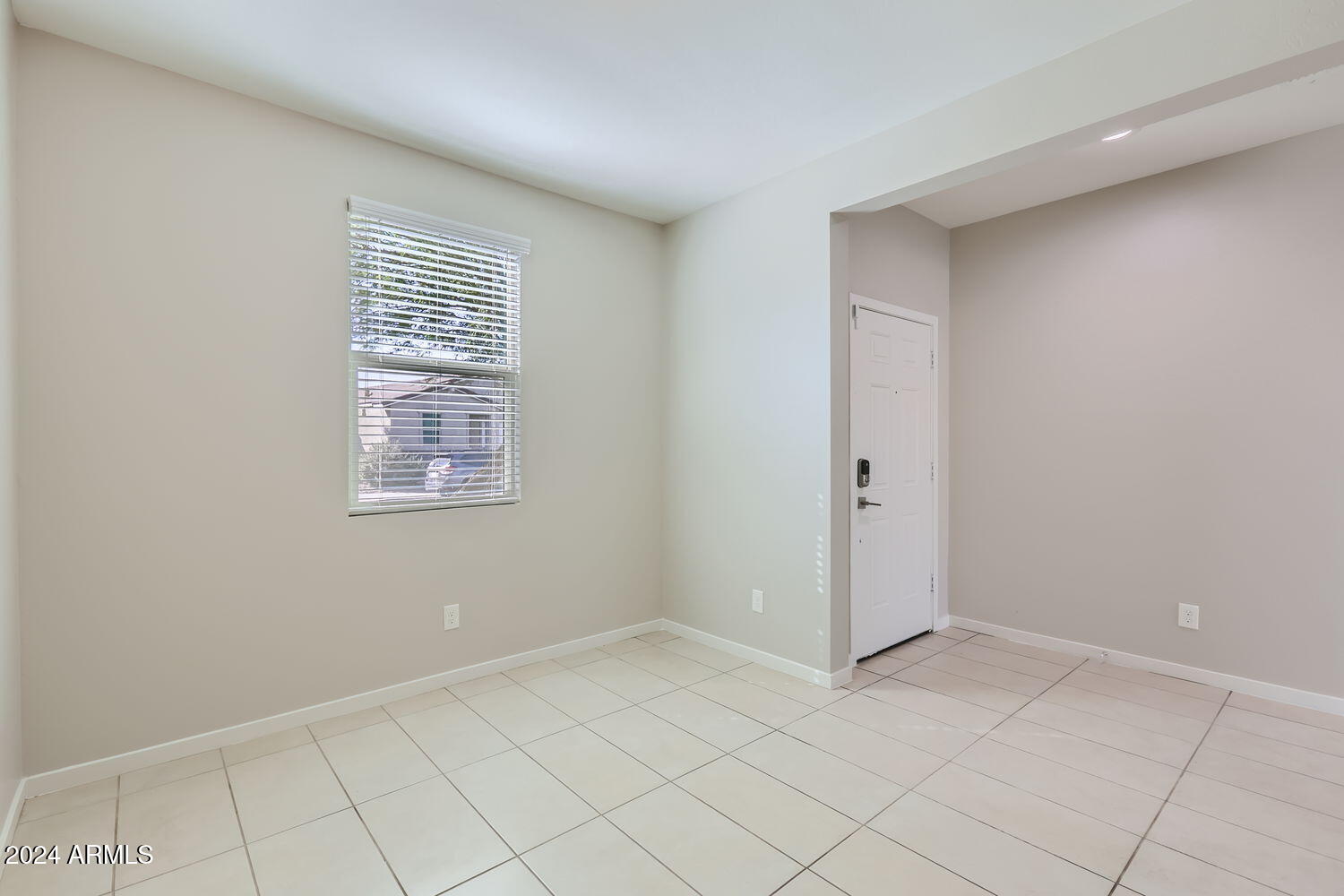 9732 W SOUTHGATE Avenue