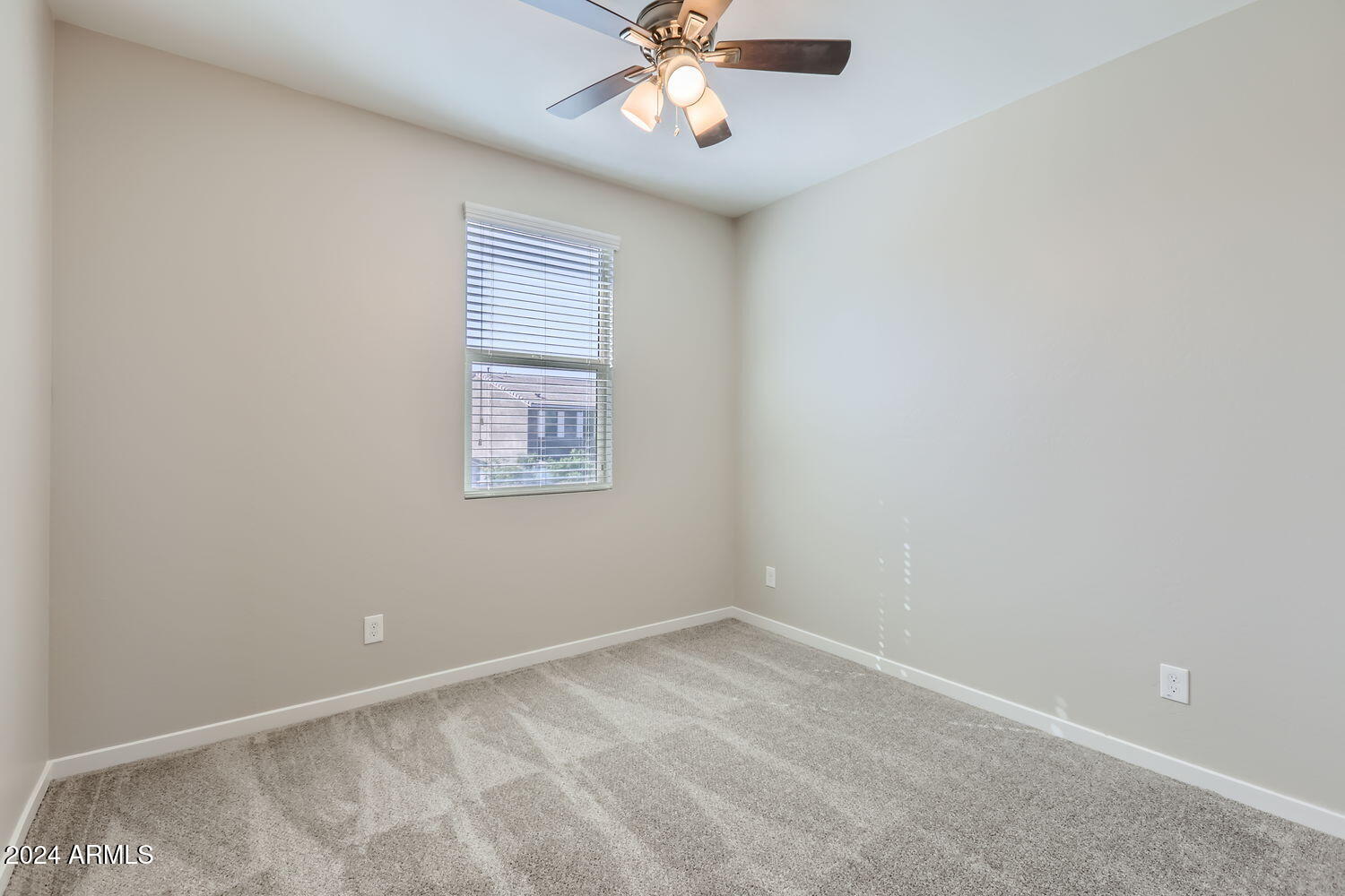 9732 W SOUTHGATE Avenue