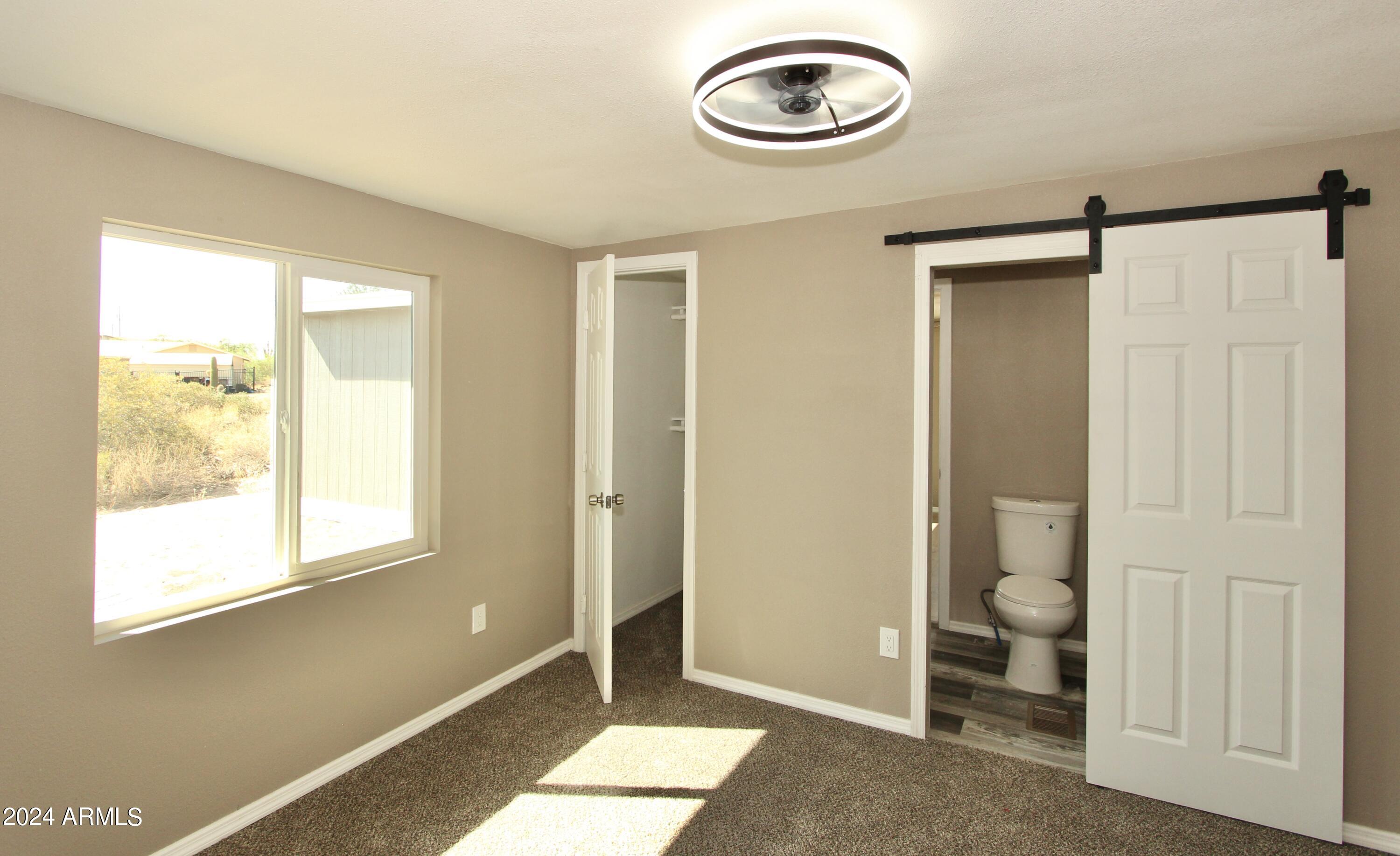 865 W SADDLE BUTTE Street