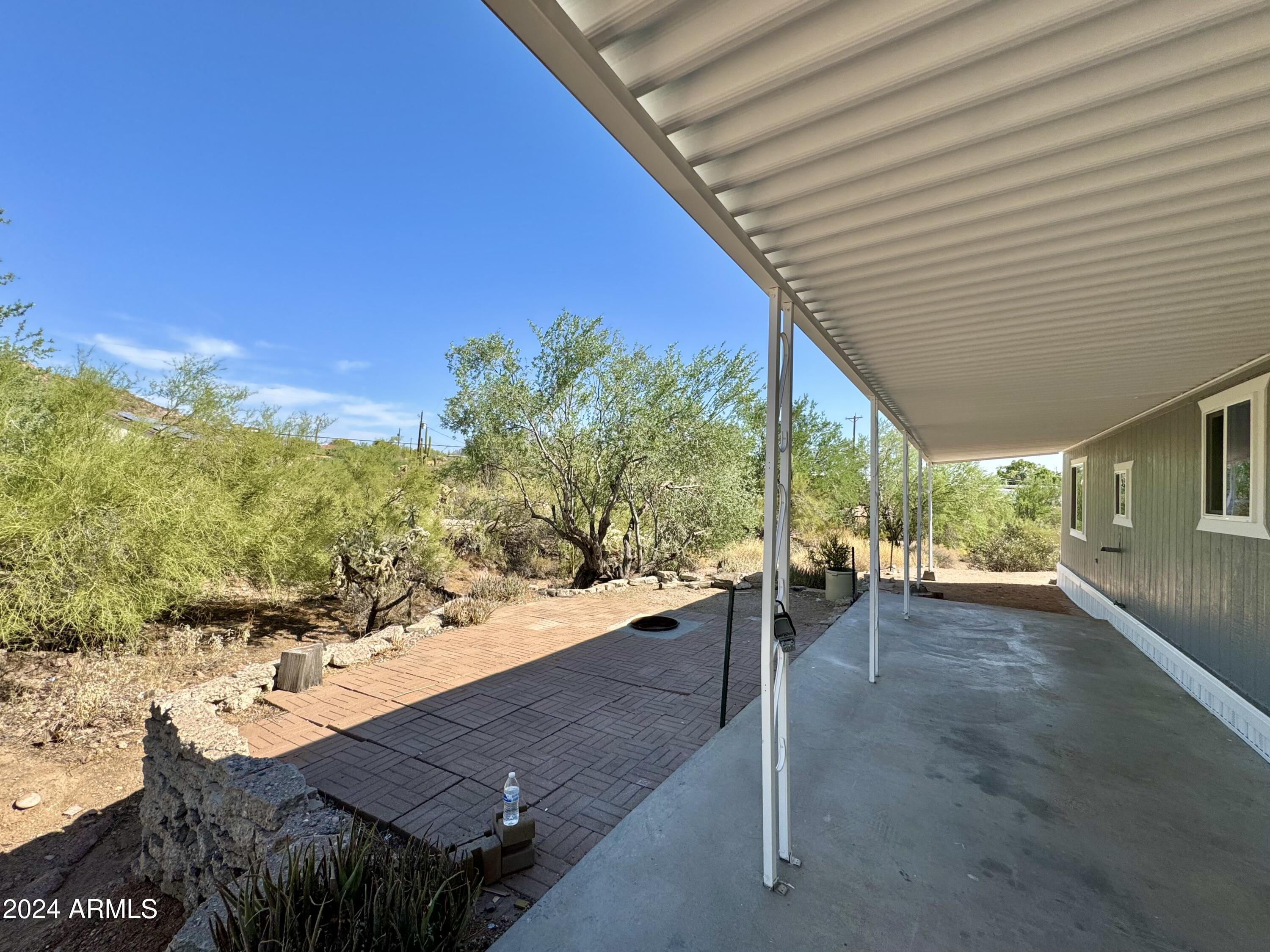 865 W SADDLE BUTTE Street