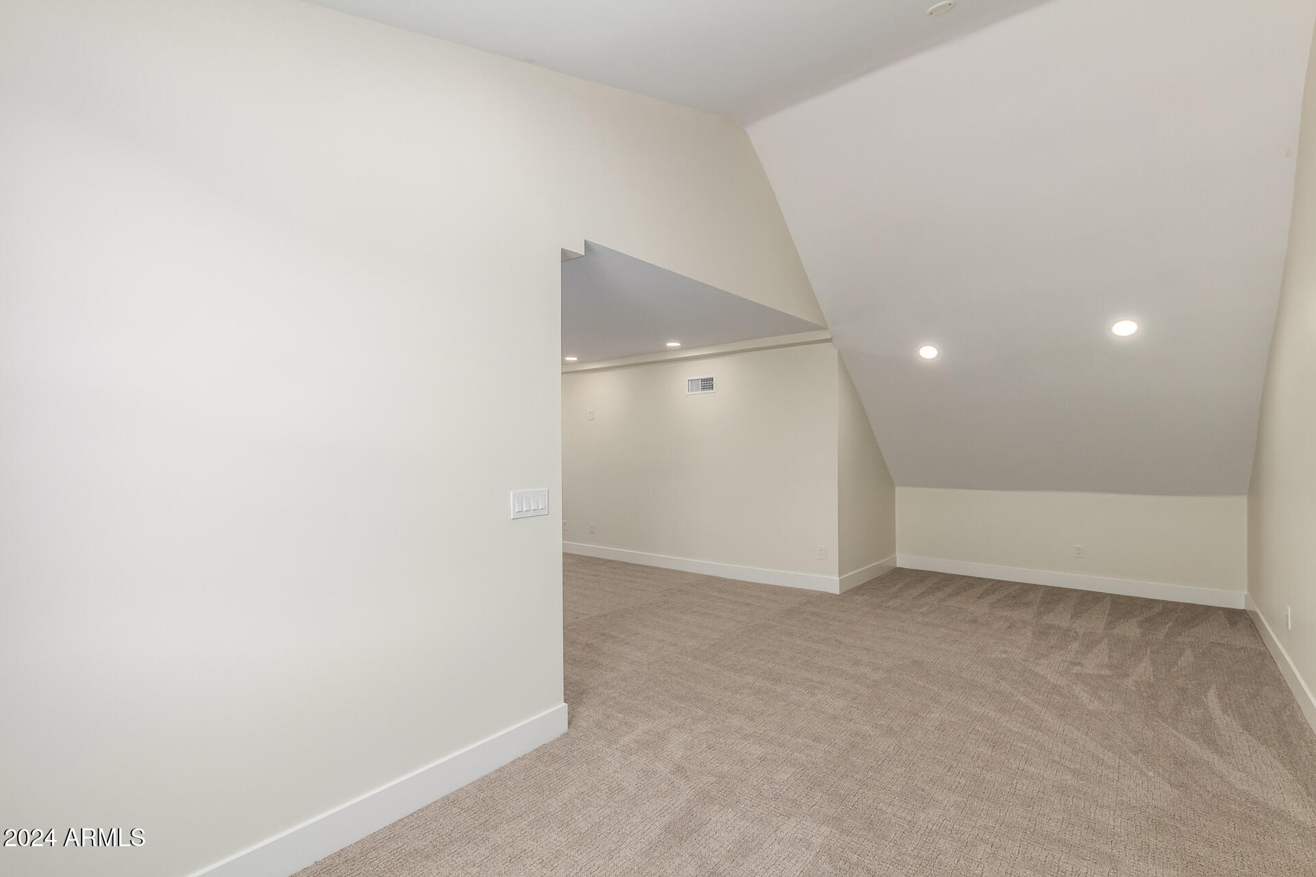 3001 W SUN BEAM Lane