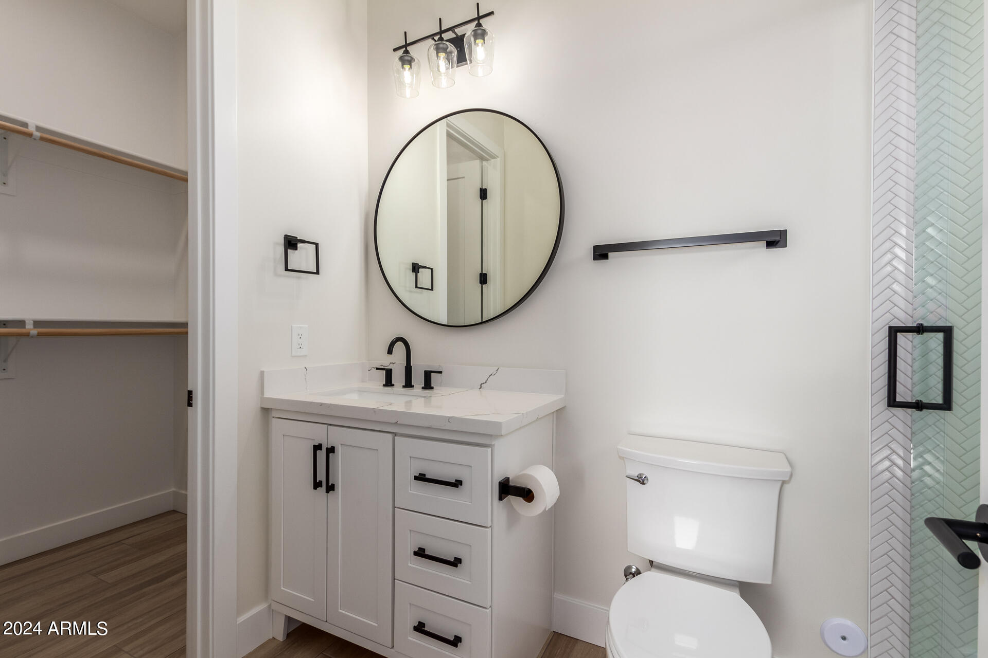 3001 W SUN BEAM Lane