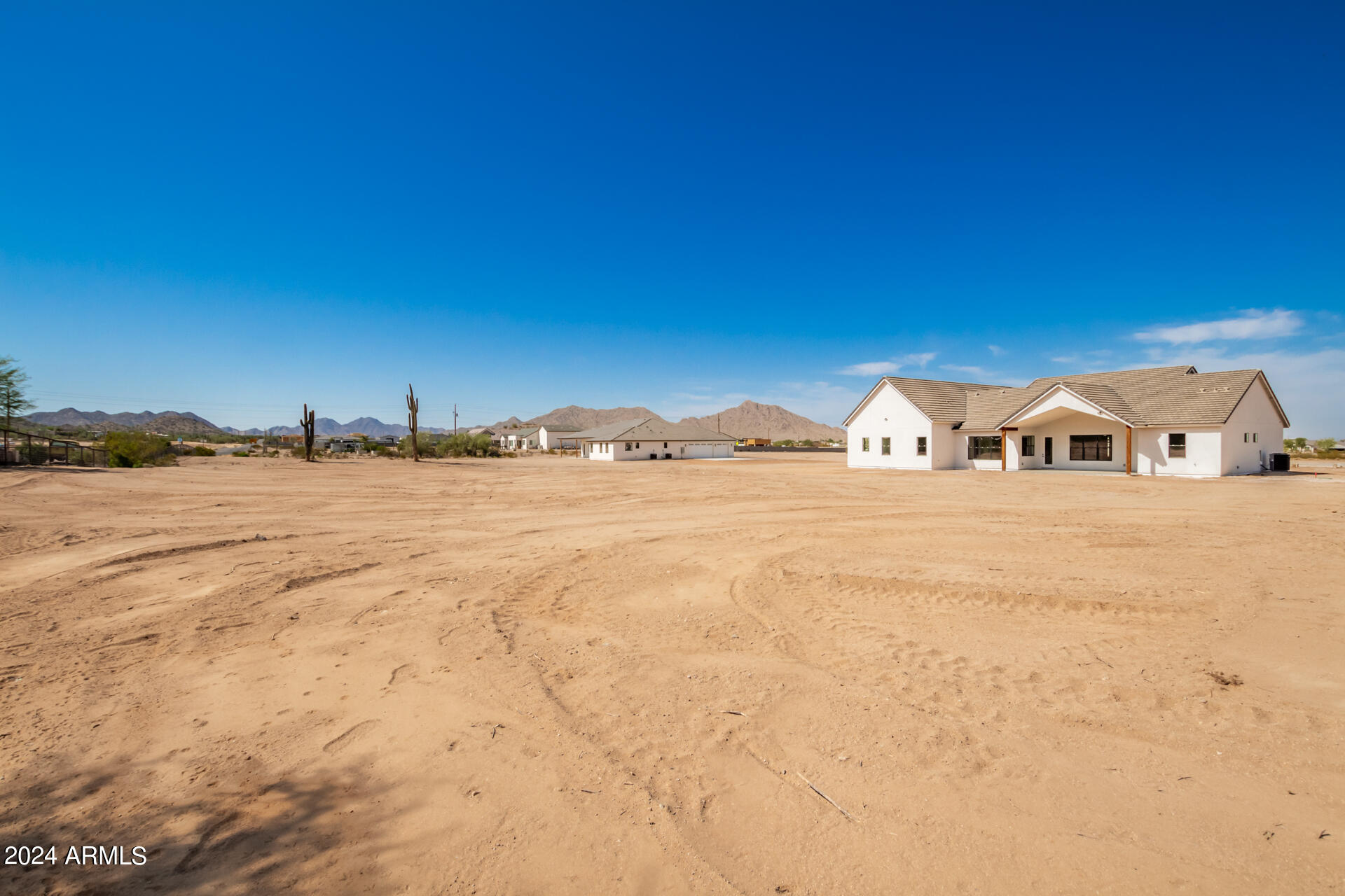 3001 W SUN BEAM Lane