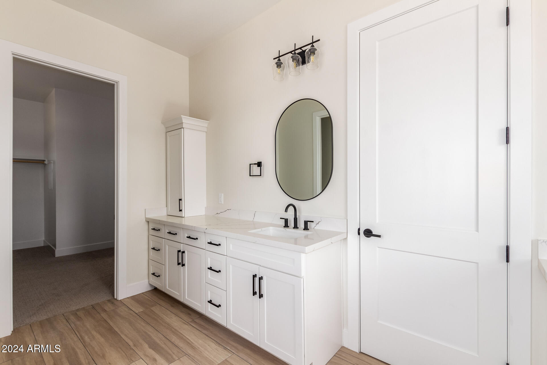 3001 W SUN BEAM Lane