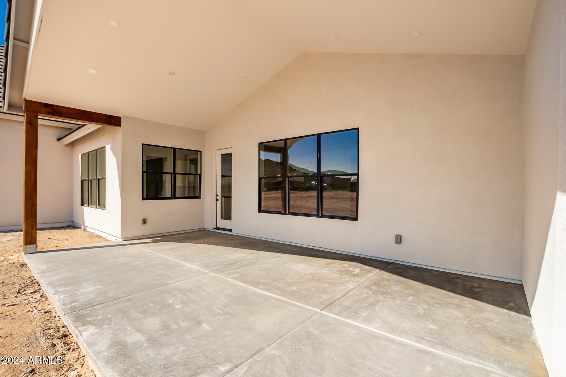 3001 W SUN BEAM Lane