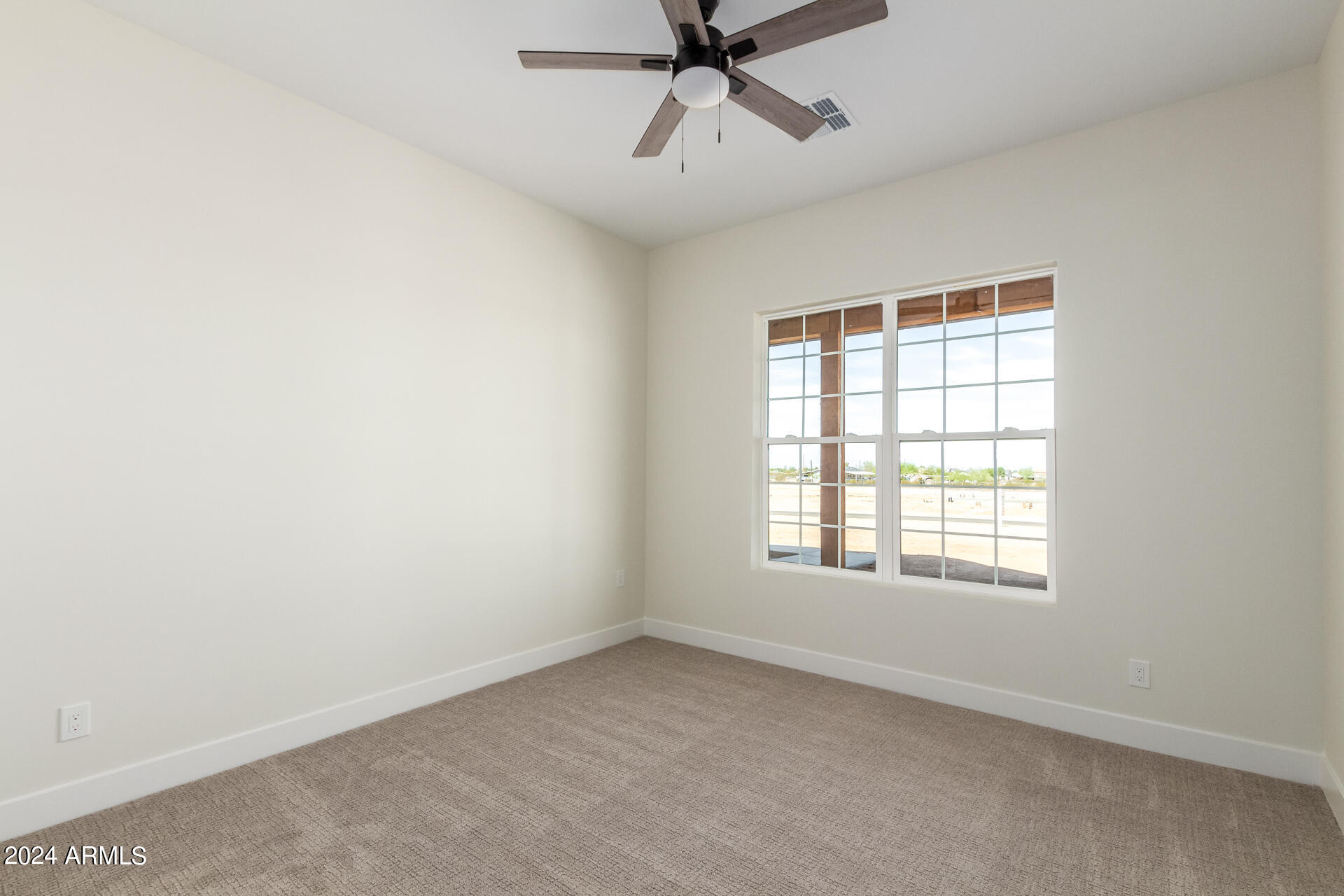 3001 W SUN BEAM Lane