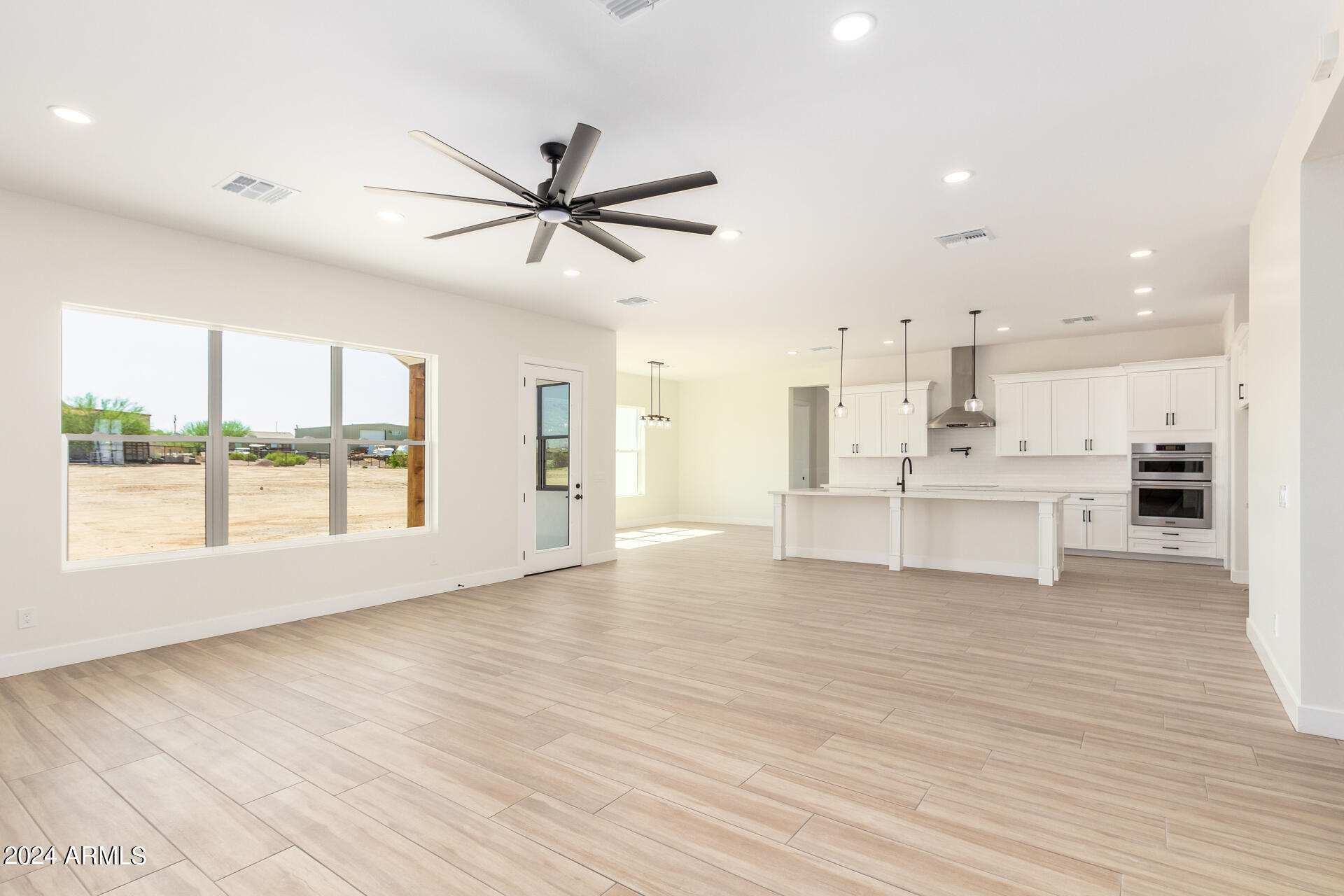 3001 W SUN BEAM Lane