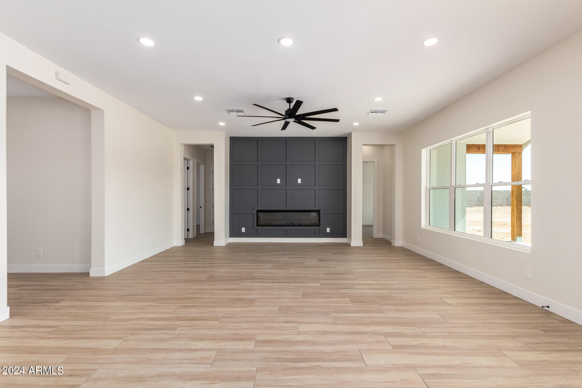 3001 W SUN BEAM Lane